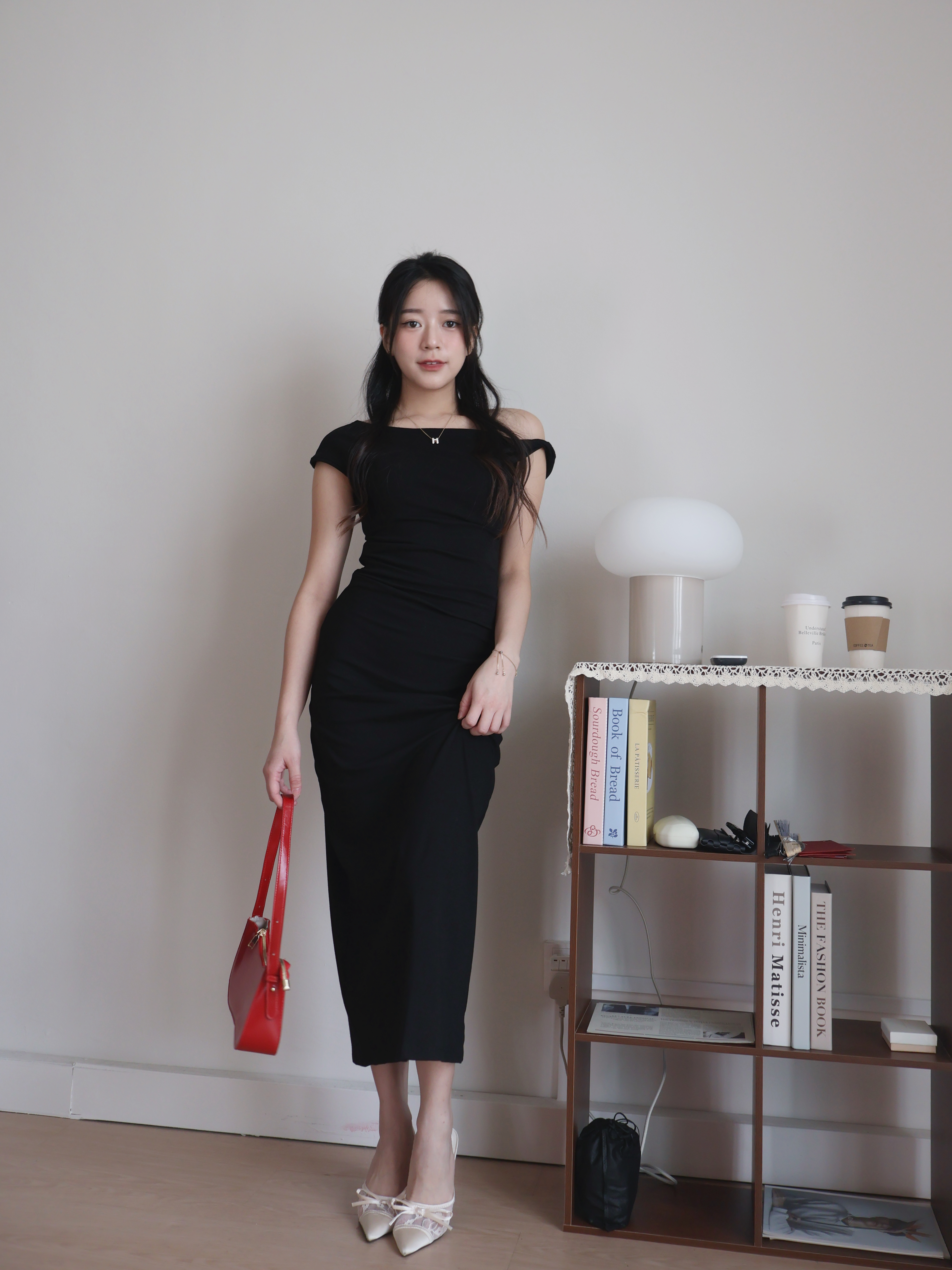 Vaeda Off-Shoulder Dress | Black