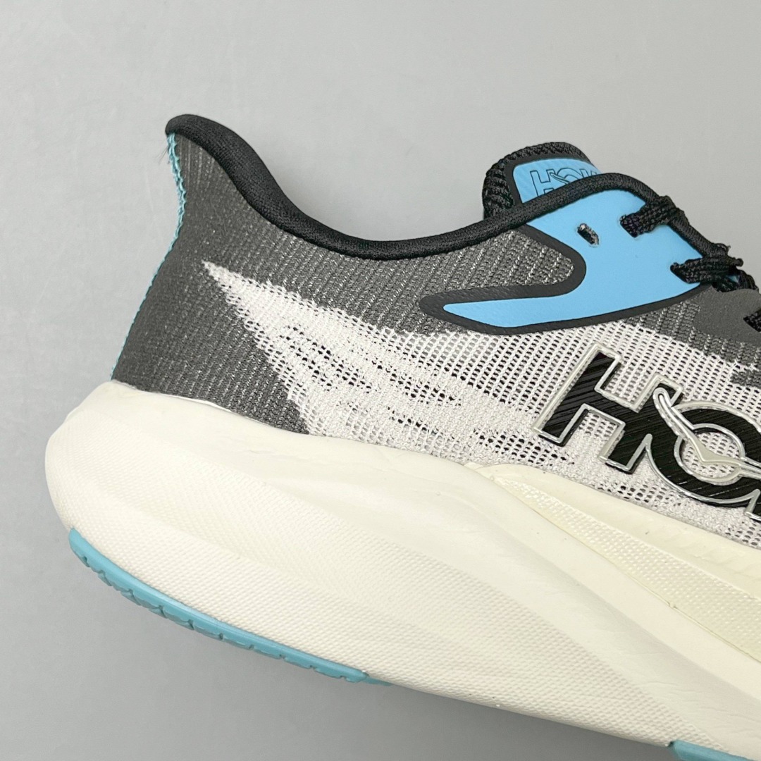 HOKA Rocket X 3