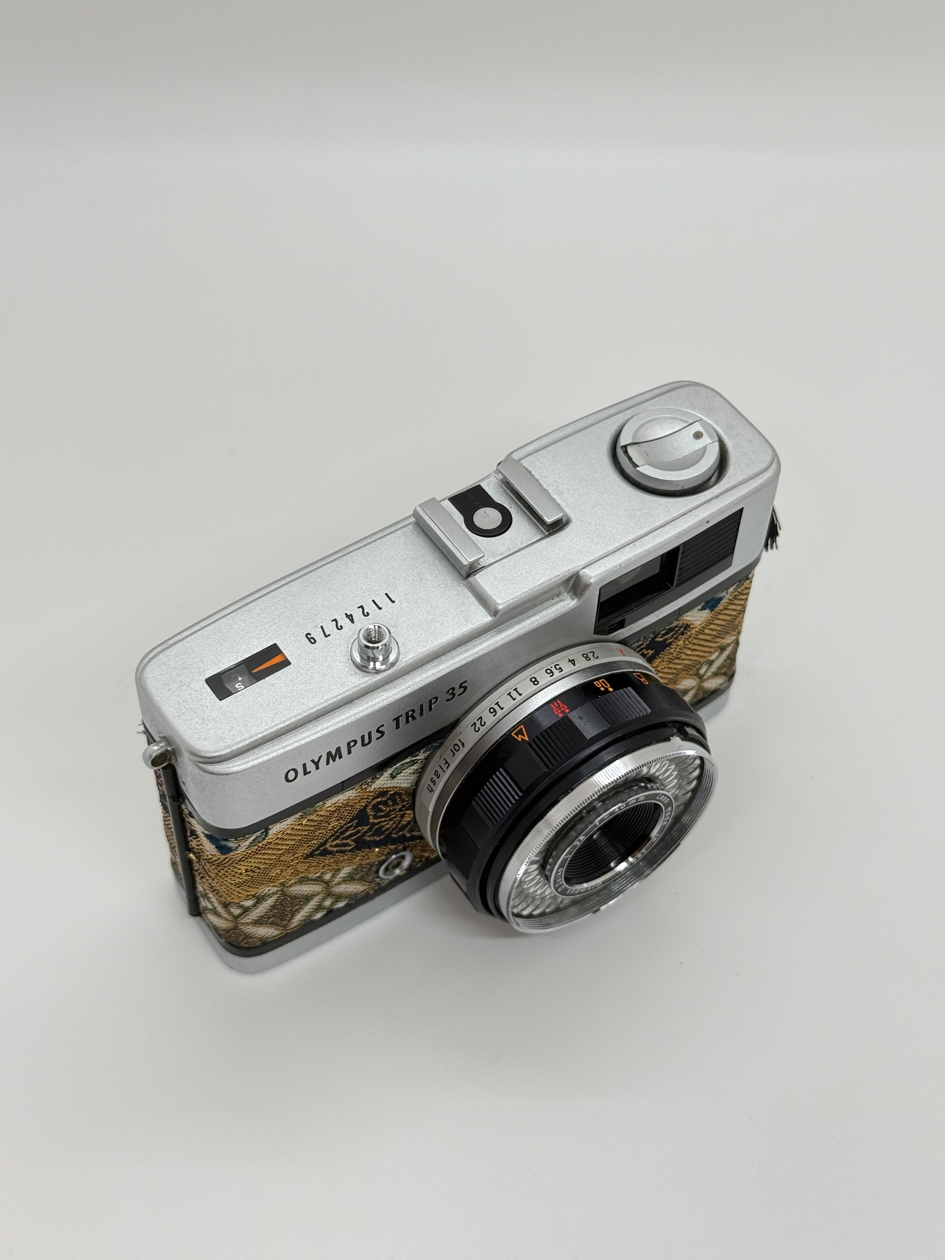 「西陣織之影」 Olympus Trip 35 Film Camera 菲林相機