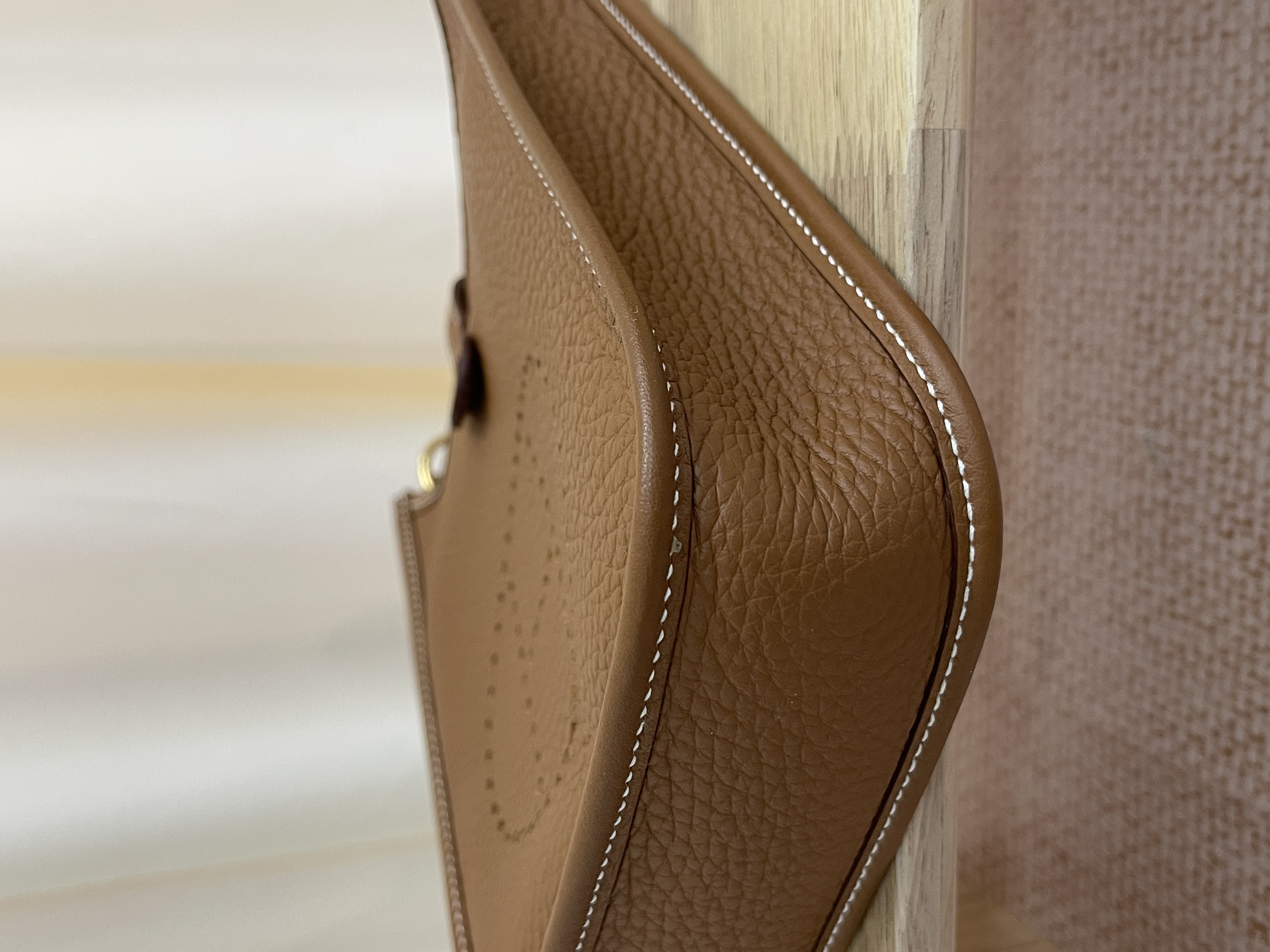 Pre-Owned HERMES MiniE / Stamp W / Product Code: 26022513