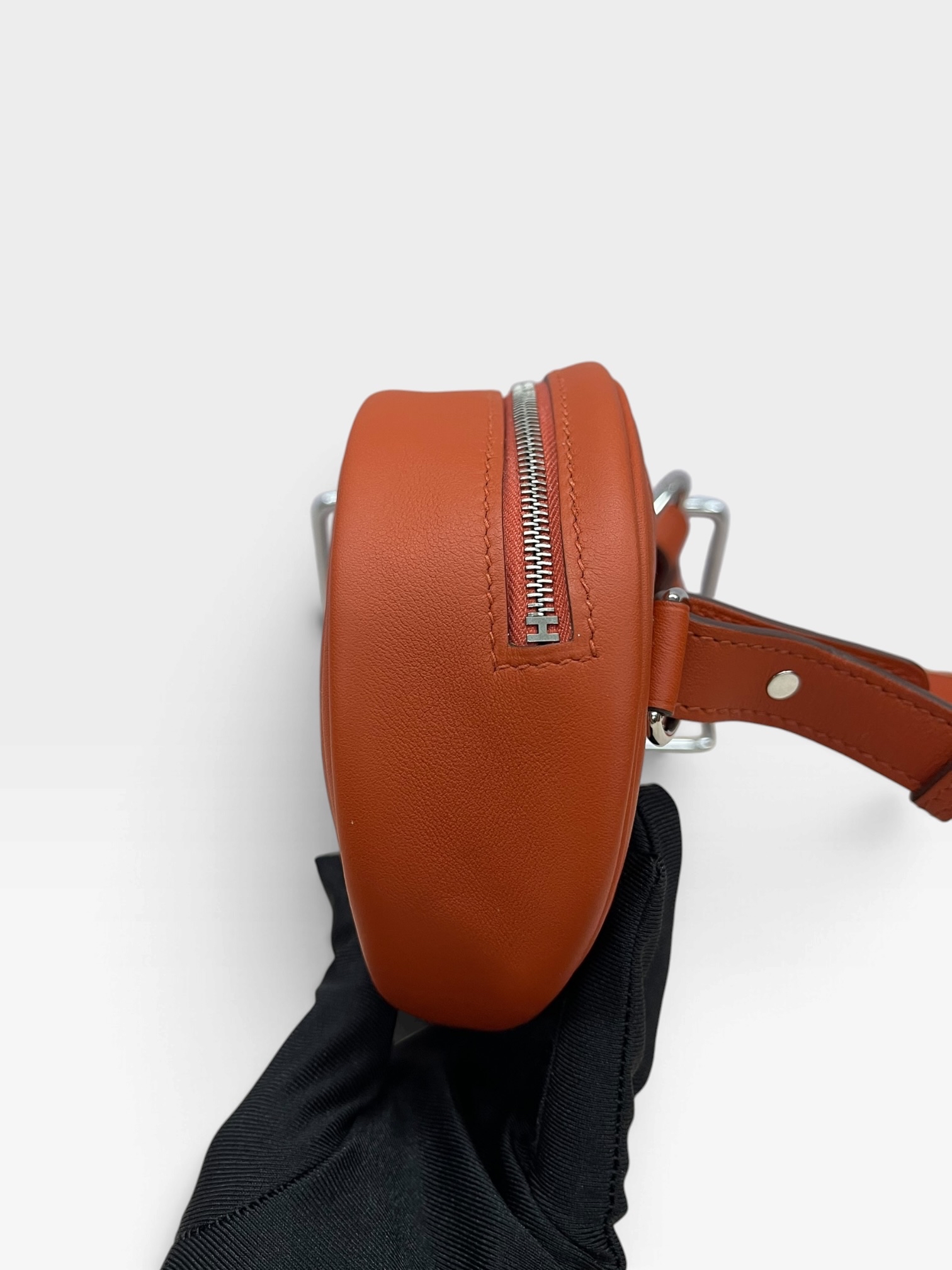 Pre-Owned HERMES In-The-Loop Belt Bag / Product Code: 101701