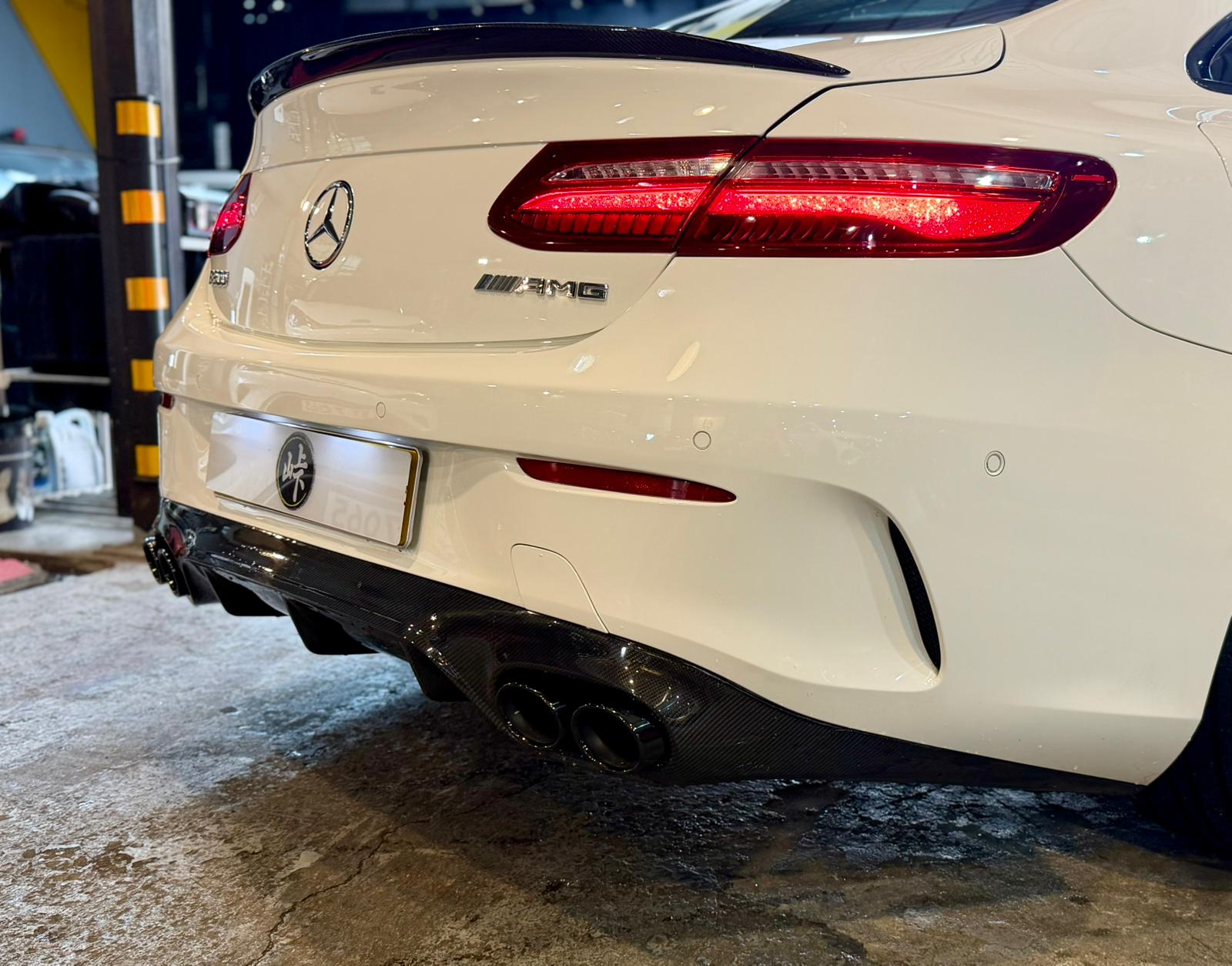 Mercedes-Benz E300 Coupé AMG 2017