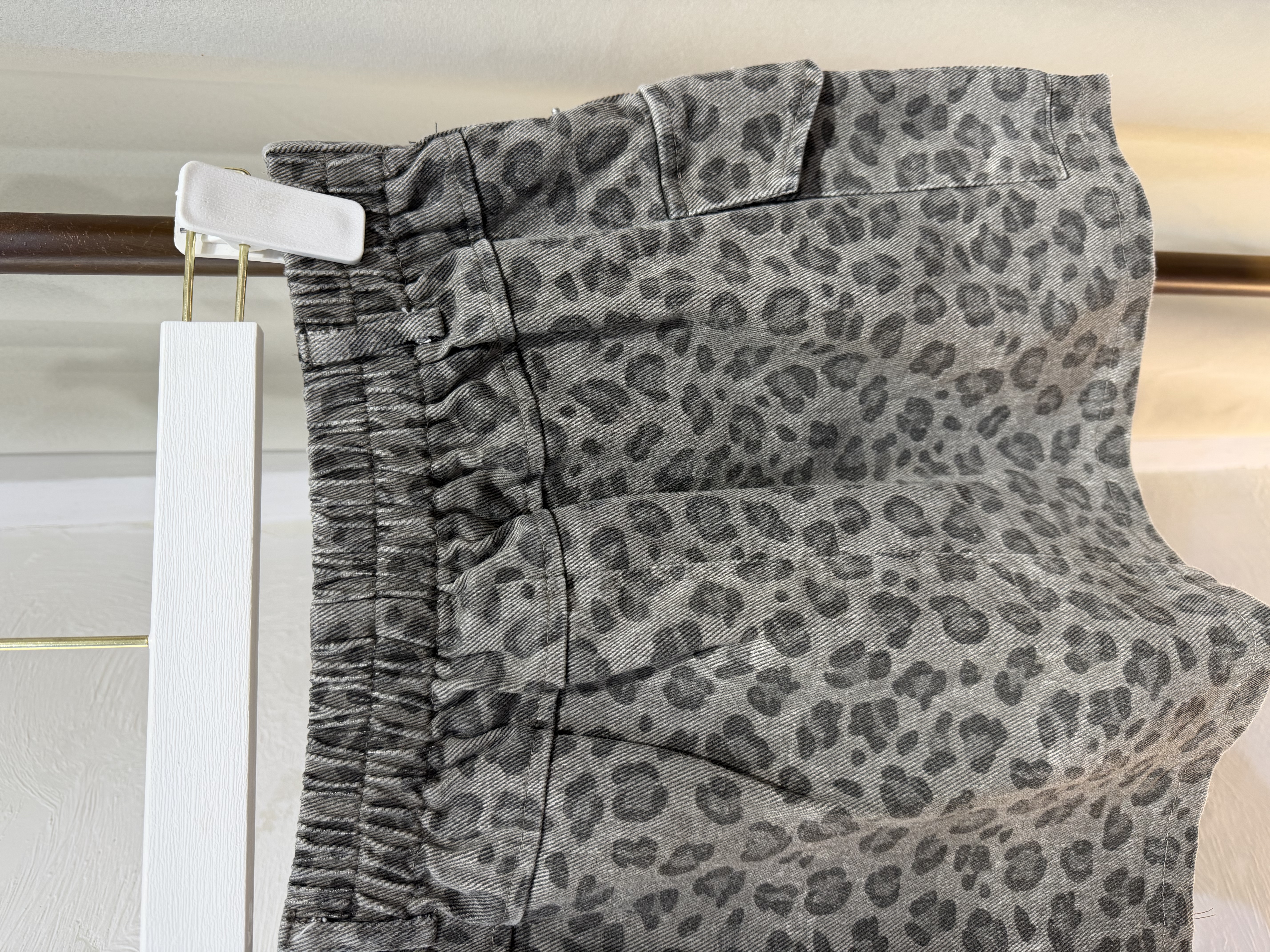 豹紋牛仔短裙褲