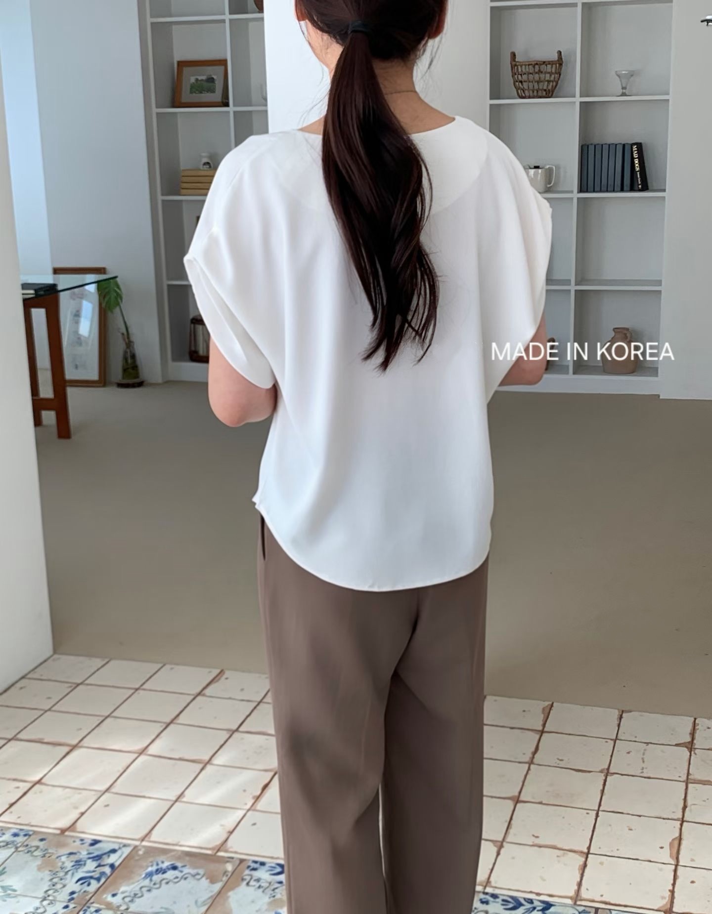 G6185 韓國🇰🇷靚色摺袖top