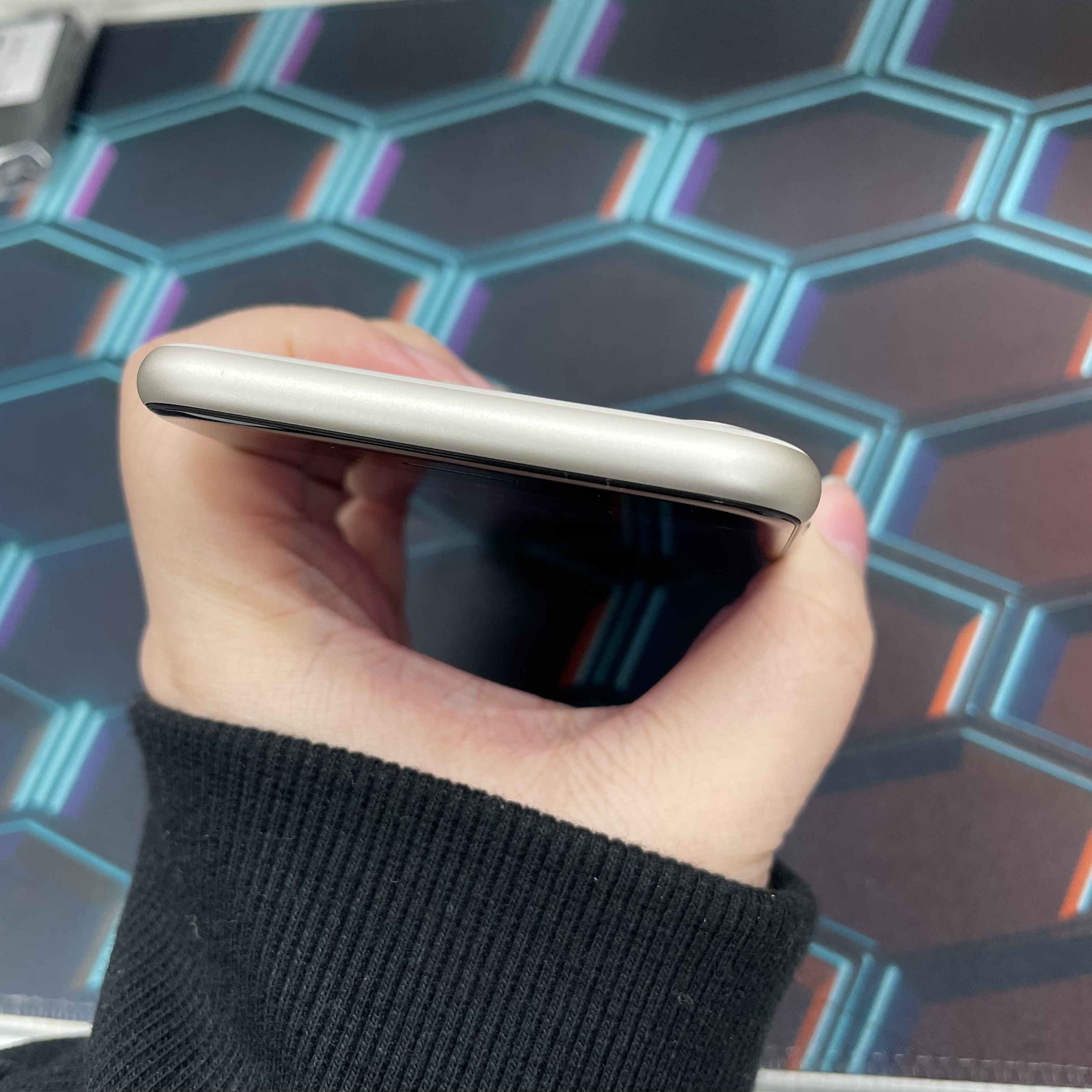 *5758 SE 3 完美機 64GB 電99 白色 white