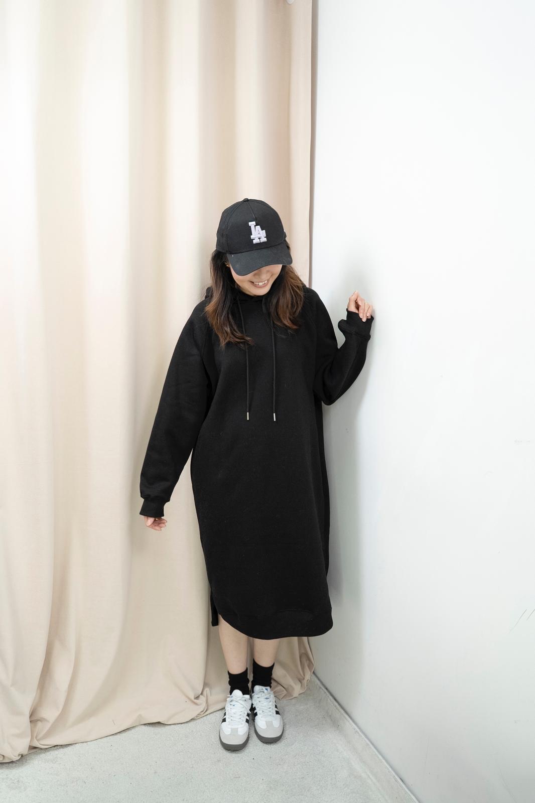 加絨有帽衞衣連身裙（黑色）