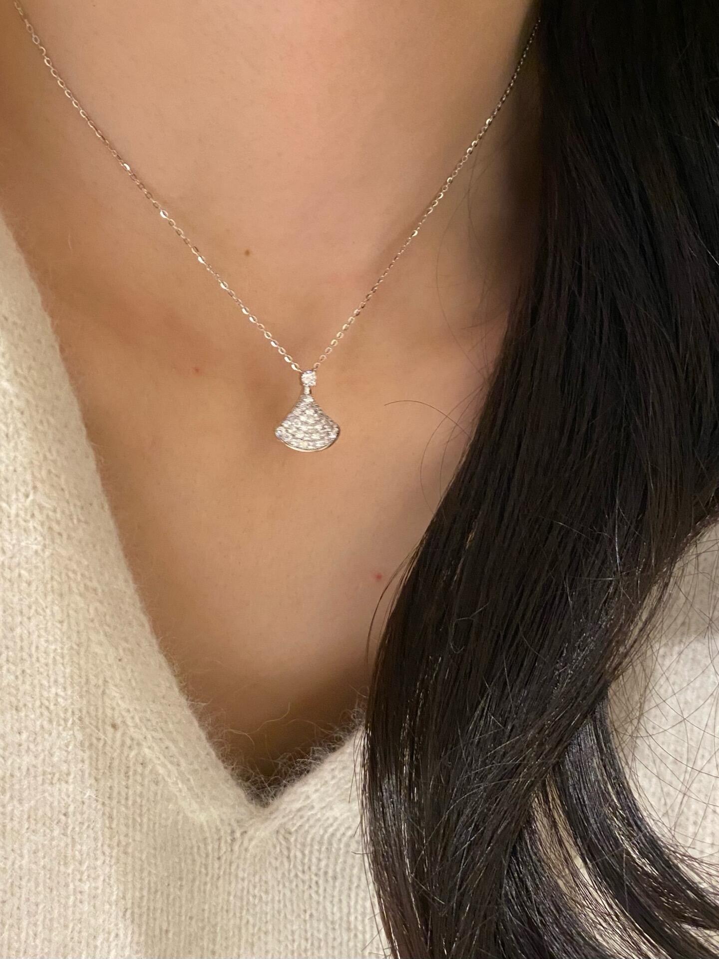 闪闪小扇子项链