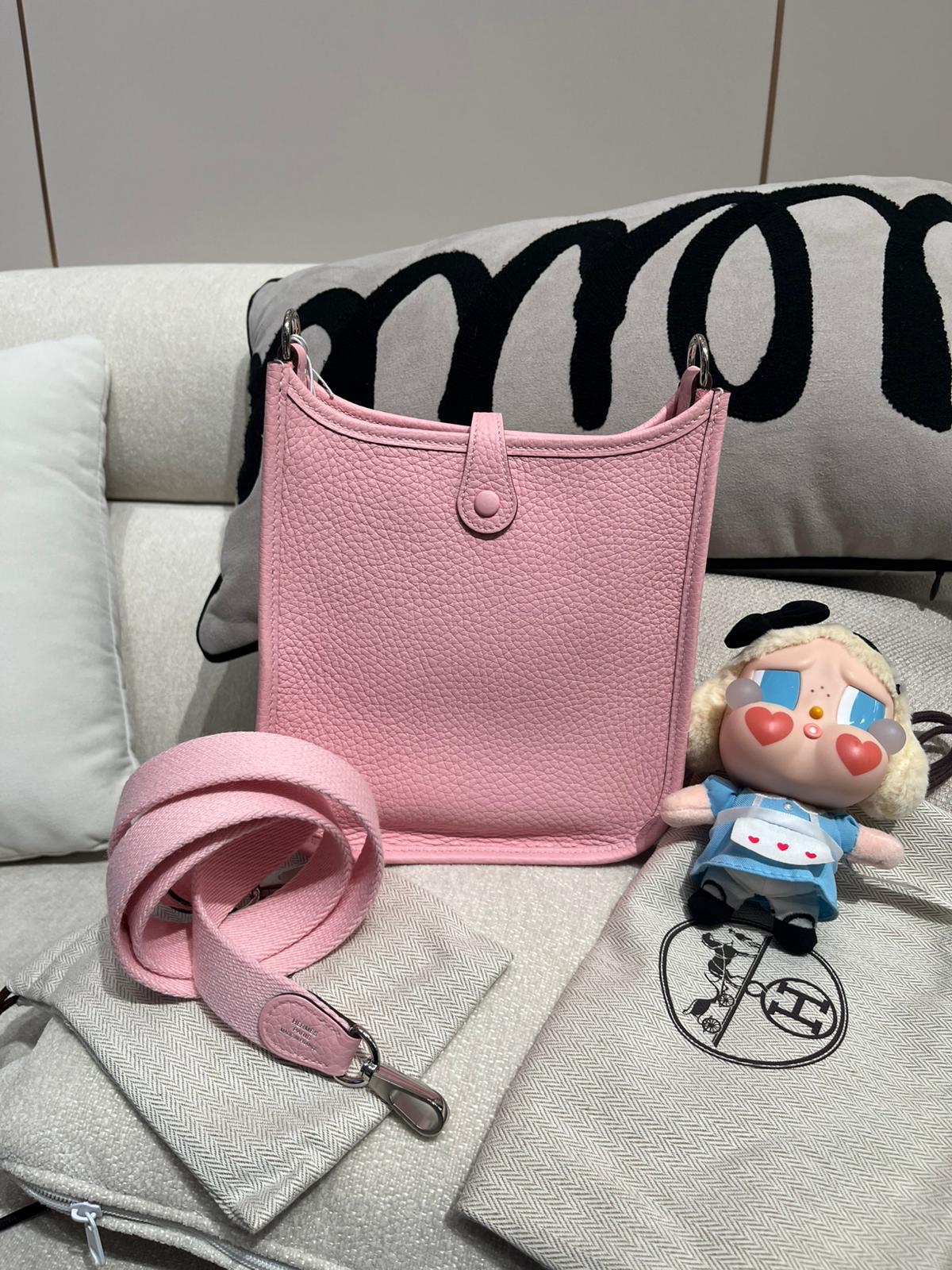 全新 Hermes Mini Evelyne 櫻花粉 Stamp K 100%Authentic, 100%new ✅Dust bag ✅box