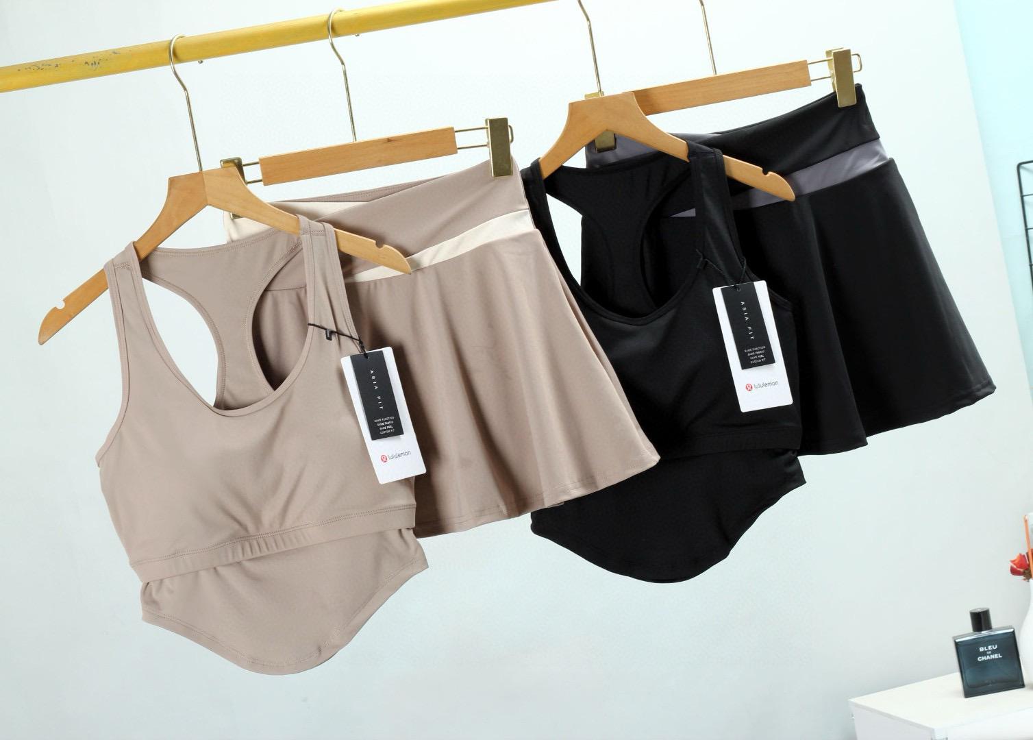 $ 250套。 lululemon丨超燃款高彈健身瑜伽服套裝