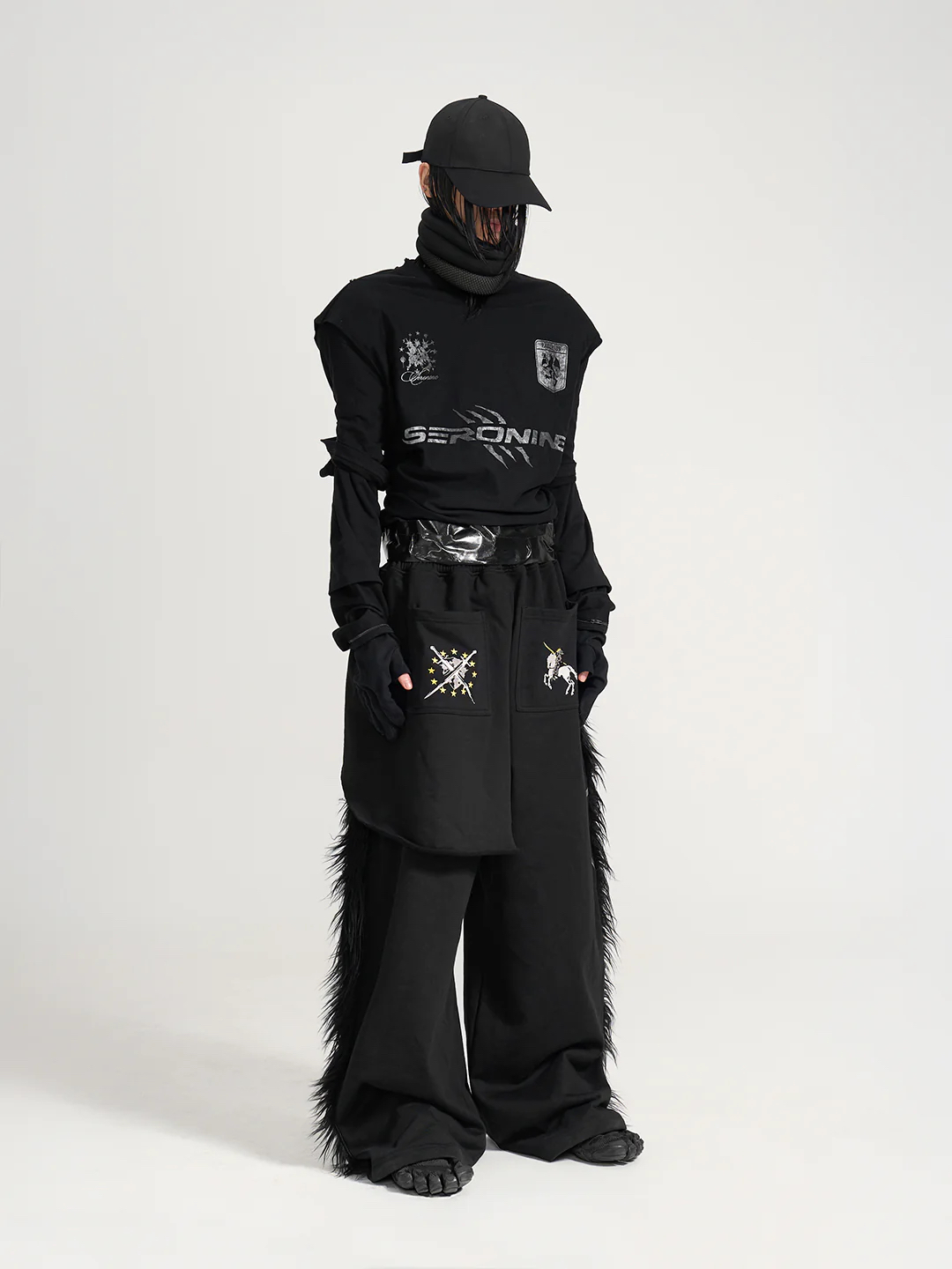 VAR-39｜CHIMERA · FAUX-LAYER THUMBHOLE LS