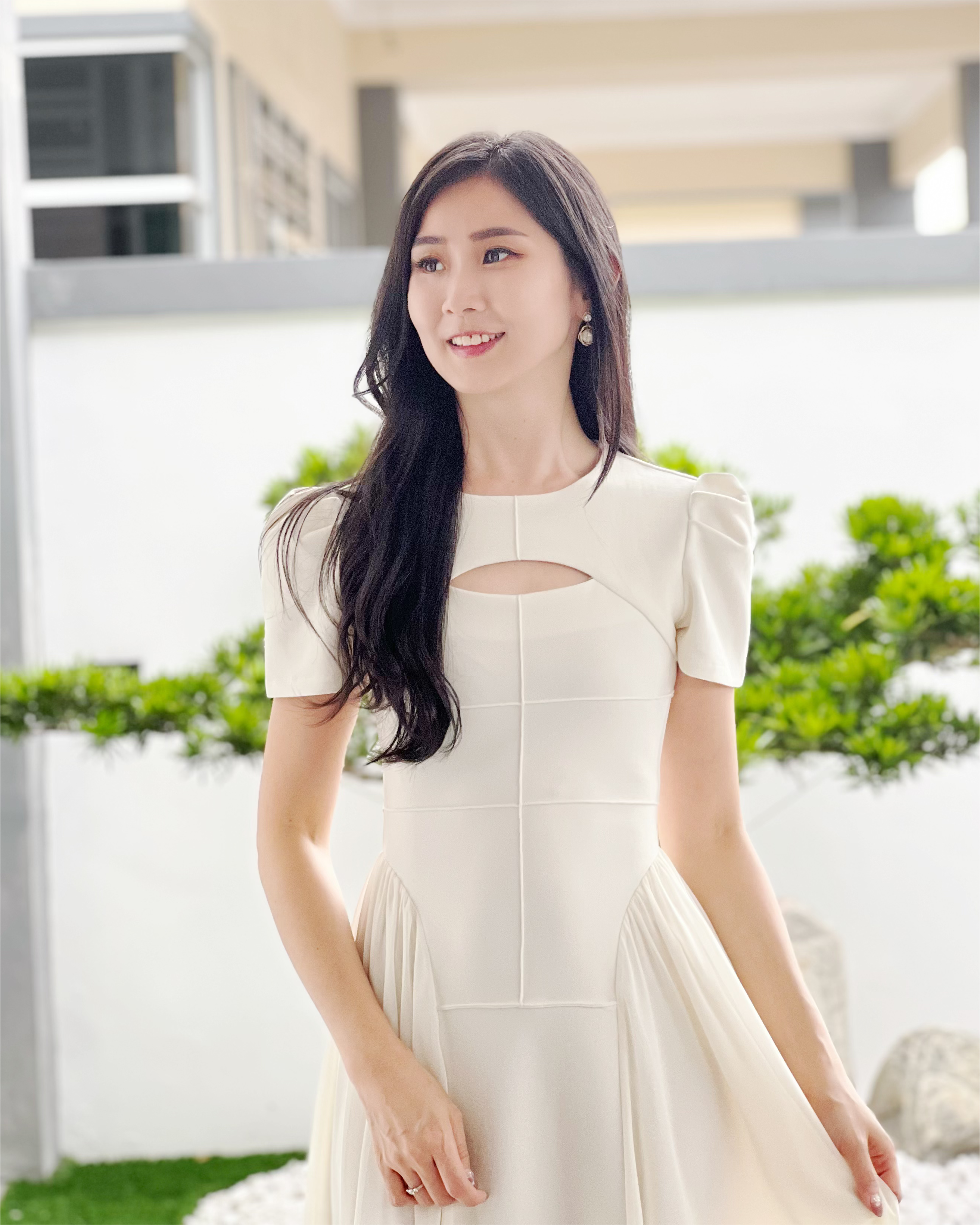 5052 Midnight Princess Silhouette Midi Dress -White Cream