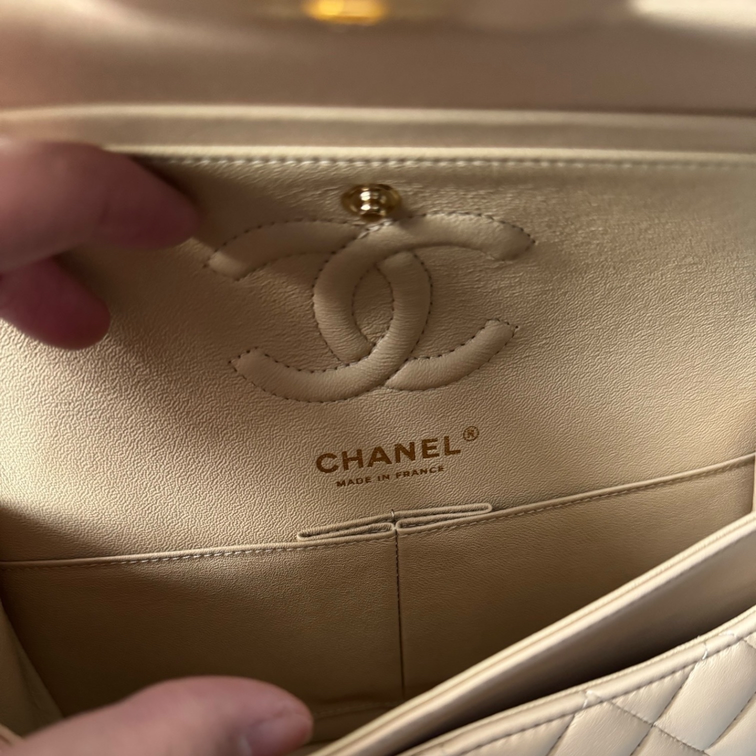 Chanel Lambskin 23cm 奶茶金扣
