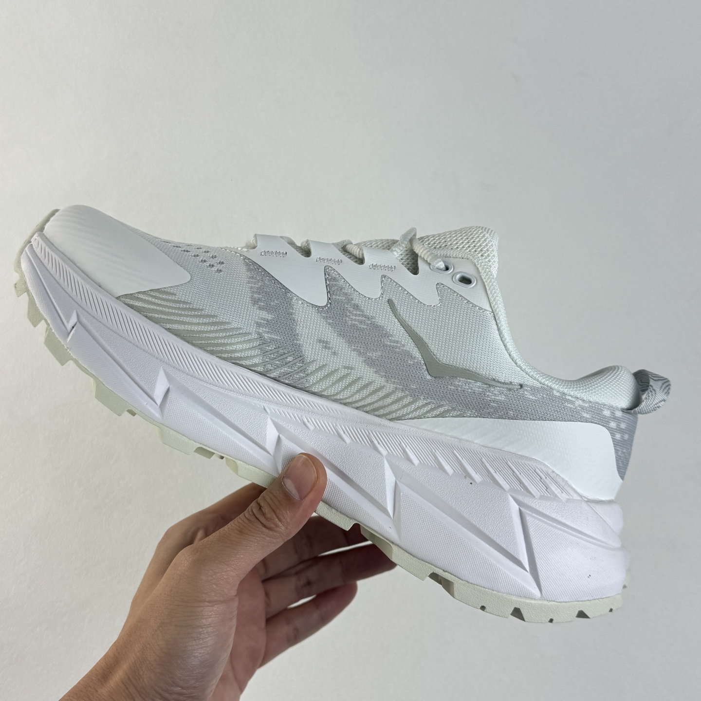 Hoka One One Skyline-Float X