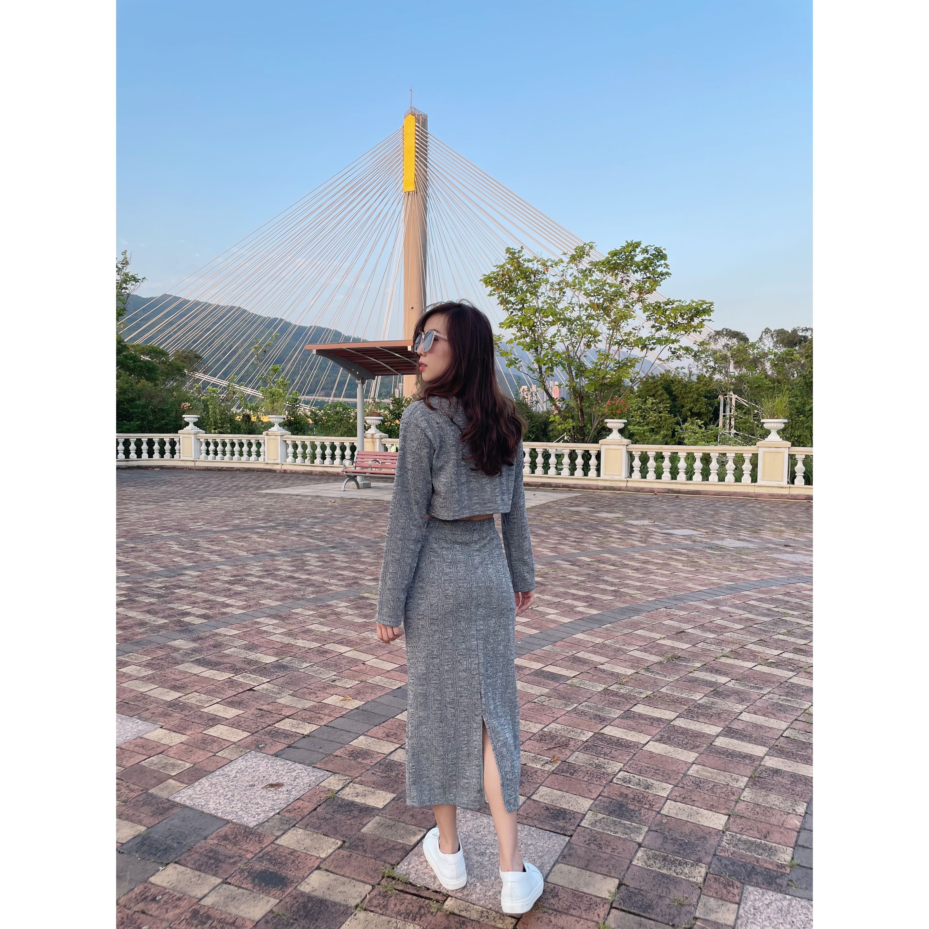 特價薄針織包裙套裝