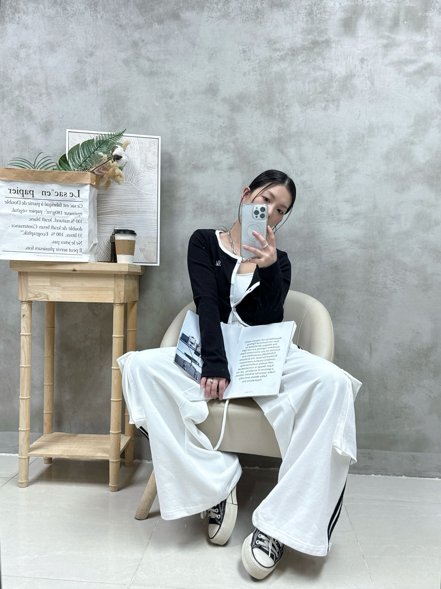 B12 拼色暗紋外套