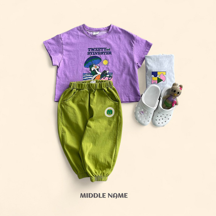 🇰🇷middle name tee