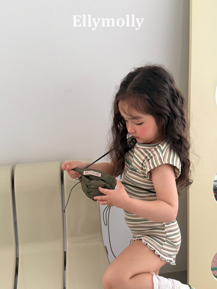 🇰🇷Ellymolly tee