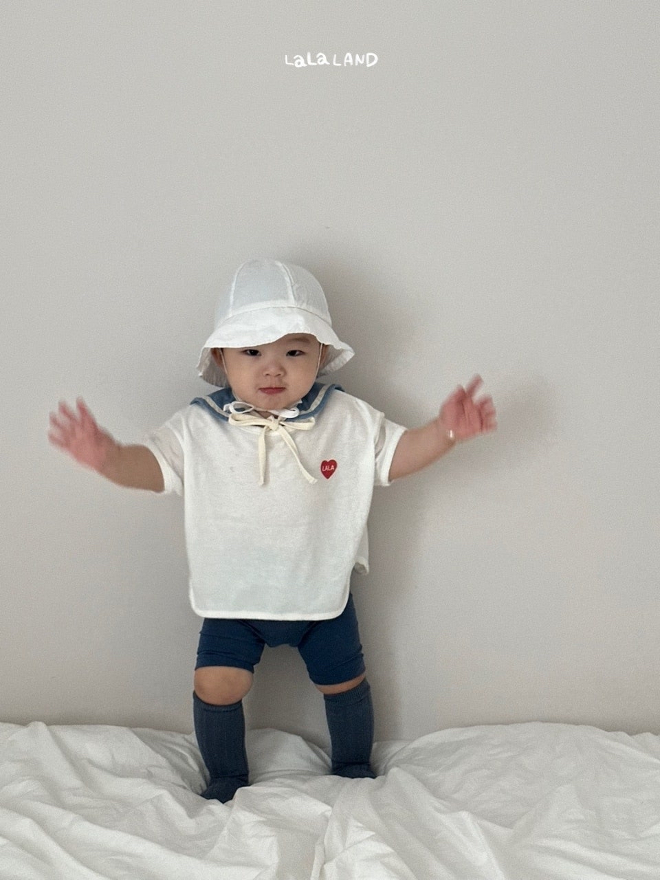 🇰🇷Lalaland Bebe tee