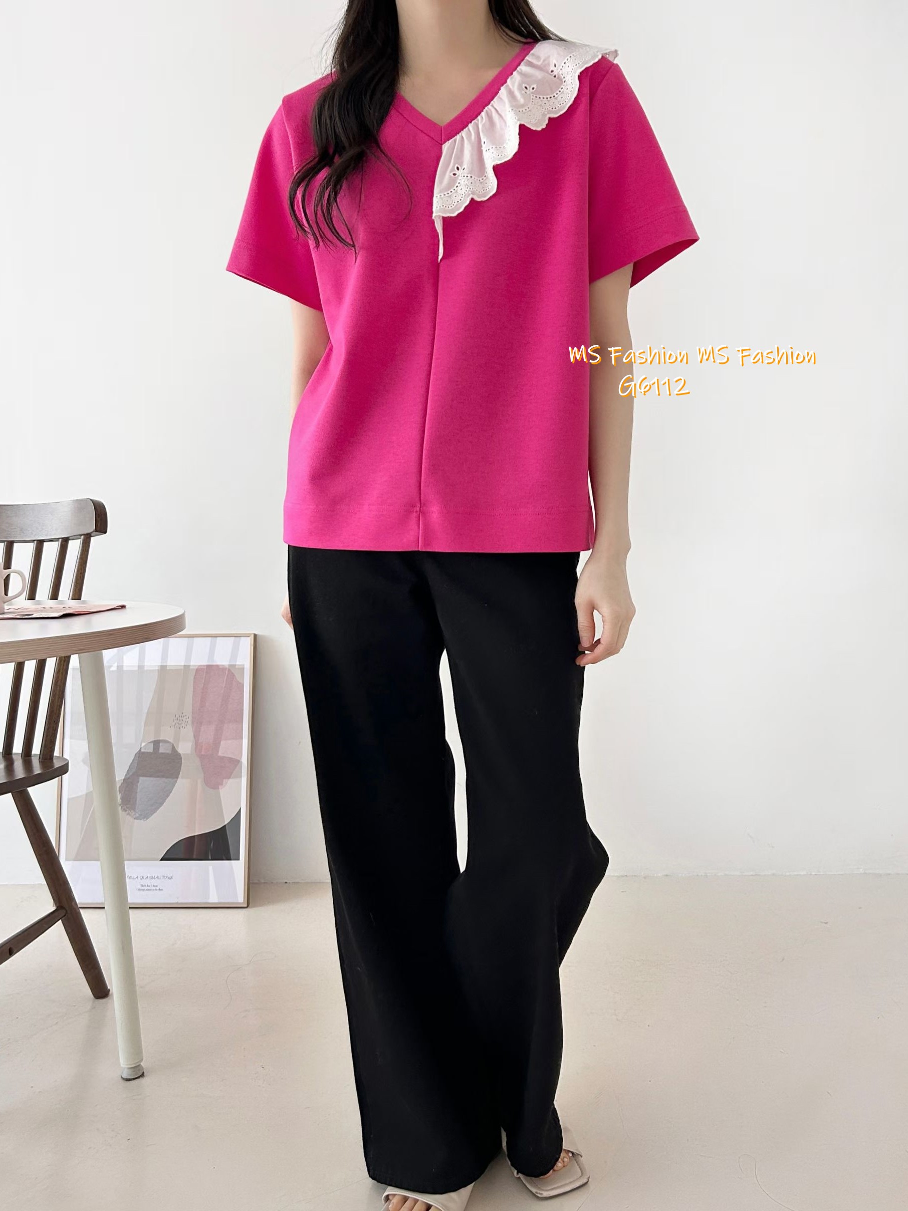  G6112 韓國🇰🇷V領通花ruffle top