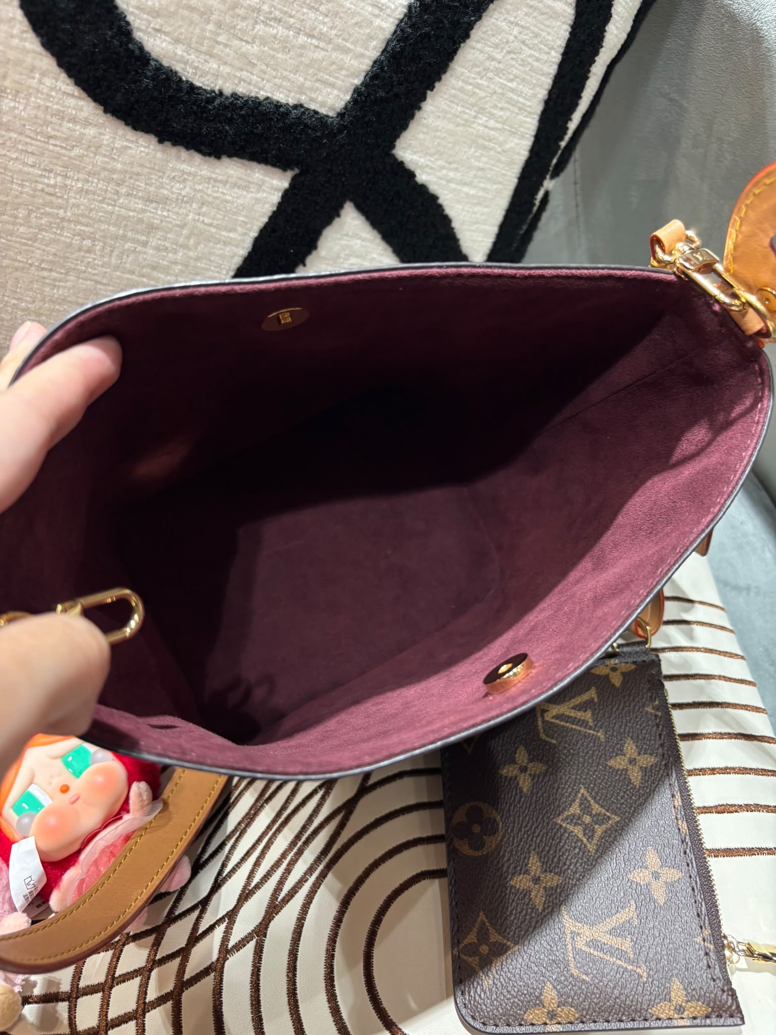 LV ALL IN BB hobo 2way bag monogram 100%Authentic ,98%new  ✅dust bag✅box 