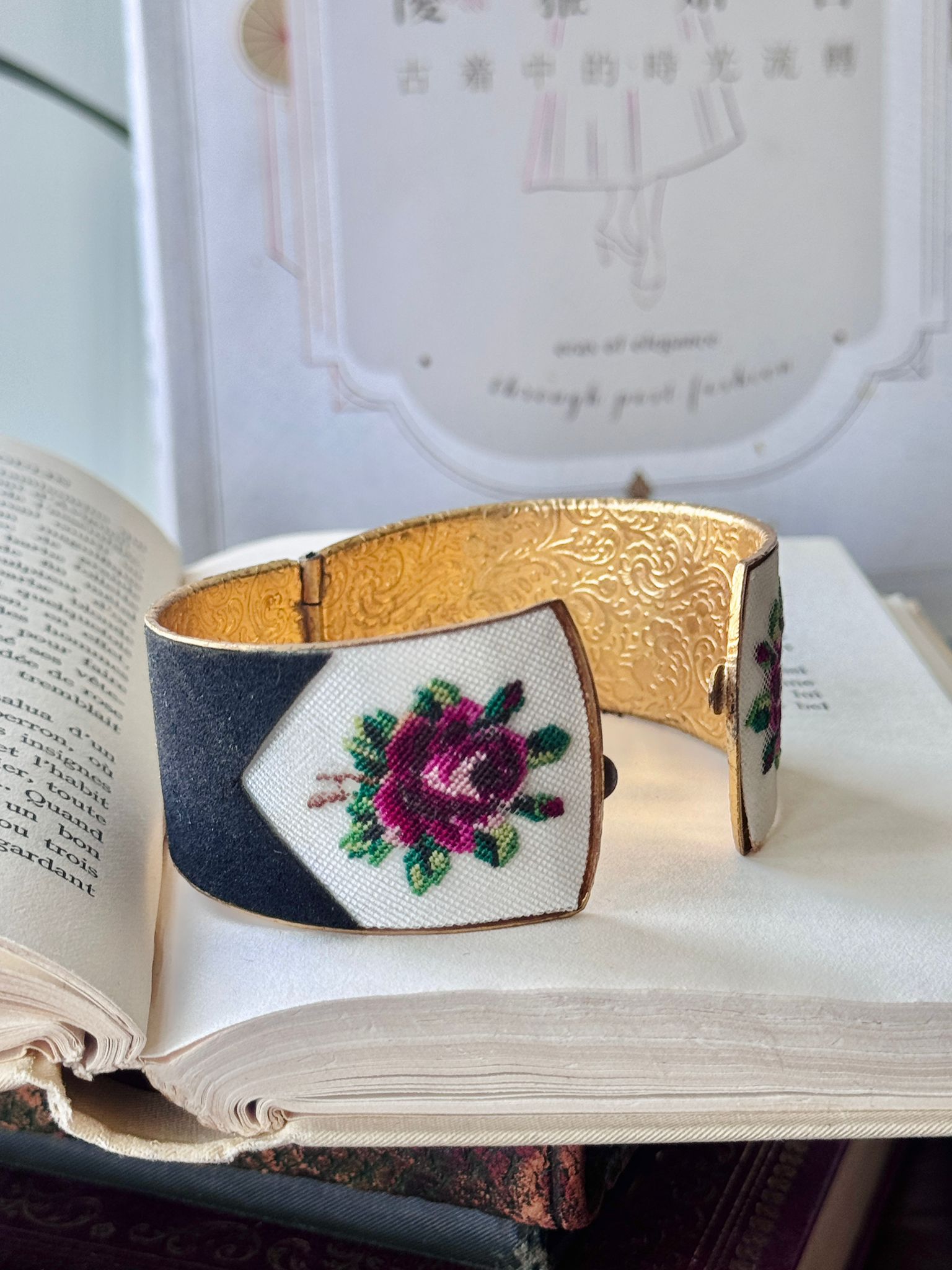 Rare! Vintage Rose Petit Needlepoint Bangle Bracelet  (MT2593)