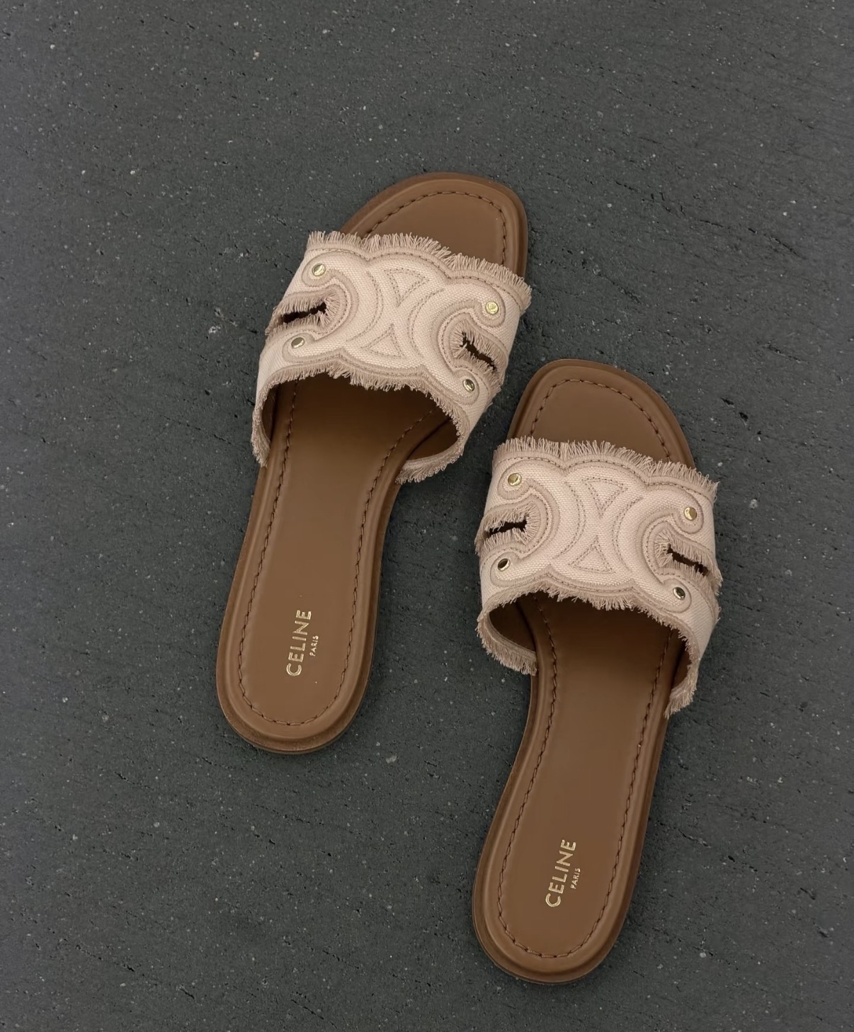 限時精選折扣✨新色🆕訂貨📮 夏天着岩晒 😍Celine Marina 涼鞋  Size 37/38/41