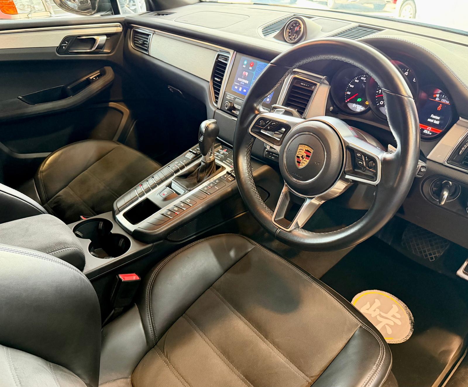 Porsche Macan GTS 2016