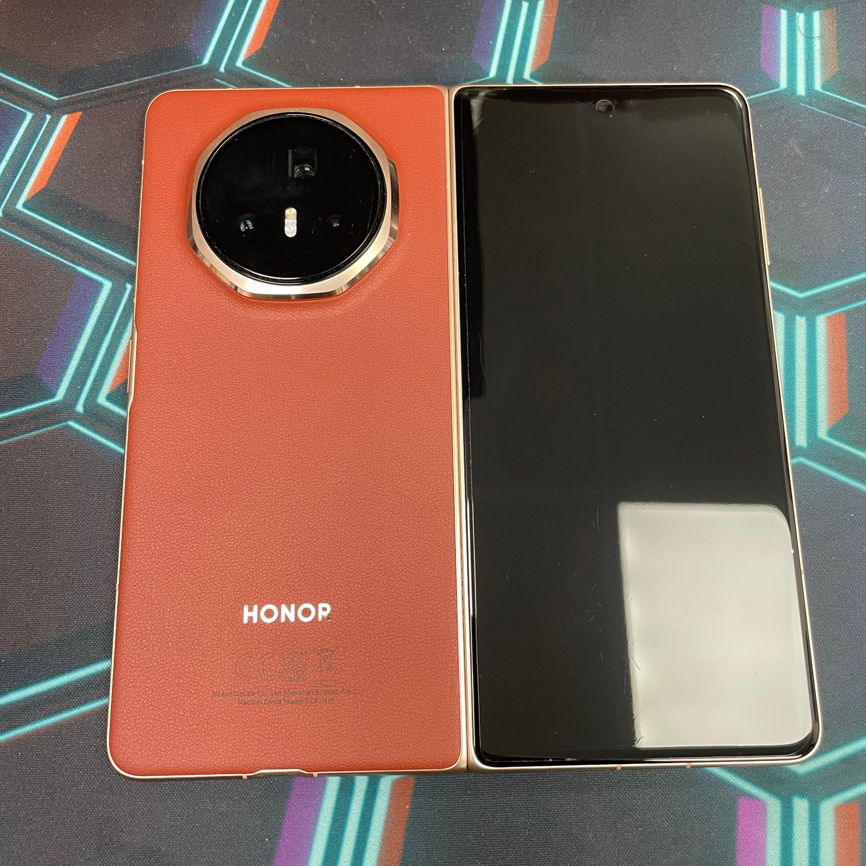 *8344 Honor Magic V3 完美機 12+512GB 紅色 red