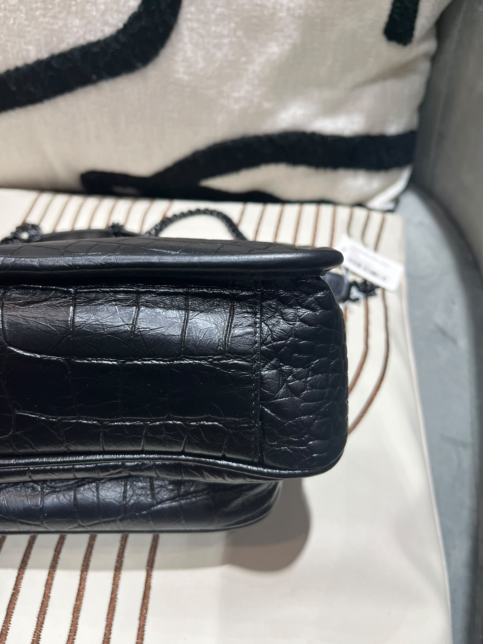 YSL Niki baby黑色鱷魚壓紋 Shoulder bag 100%Authentic, 98%New ✅Dust bag