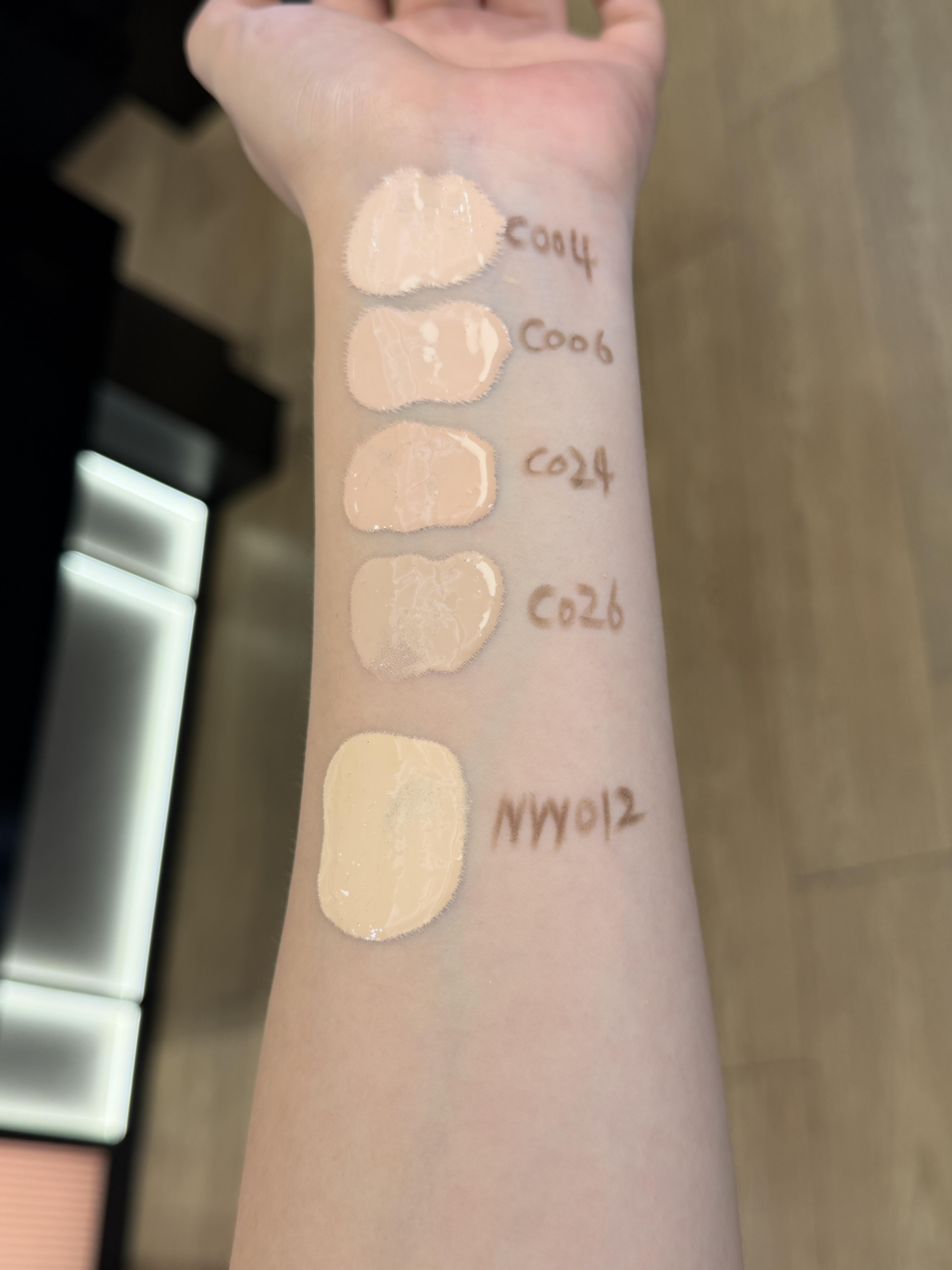 全新升级！第四代 Bobbi Brown 新版 蟲草 精華緞光養膚粉底液 Serum Silk Foundation 30ml