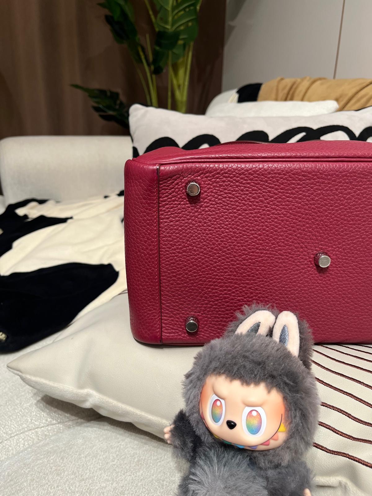 Hermes Lindy 30,Rubis , STAMP T 100%Authentic,95%new ✅香港專門店收據✅dust bag✅box 