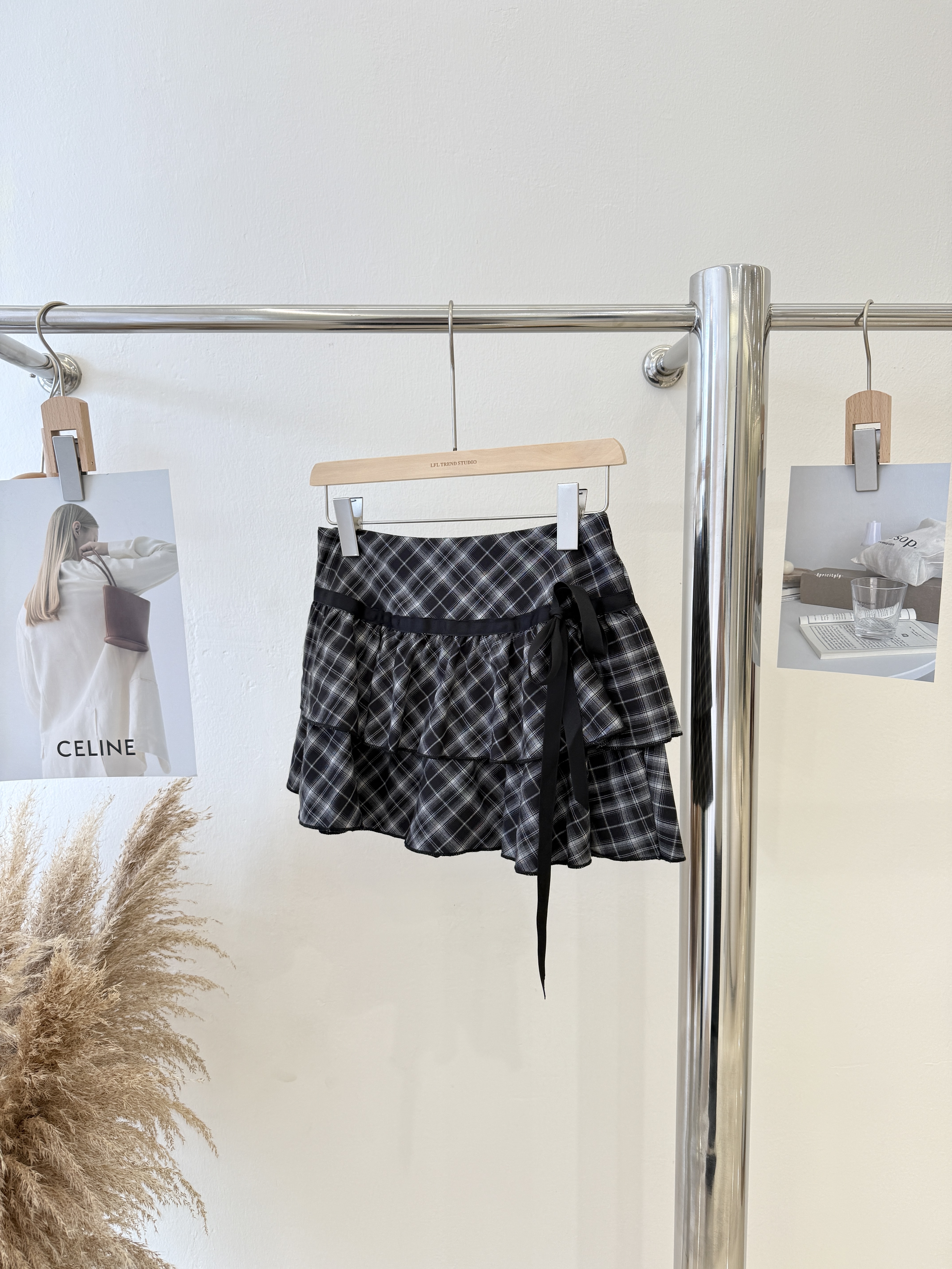 6811 韩系风格纹短裙