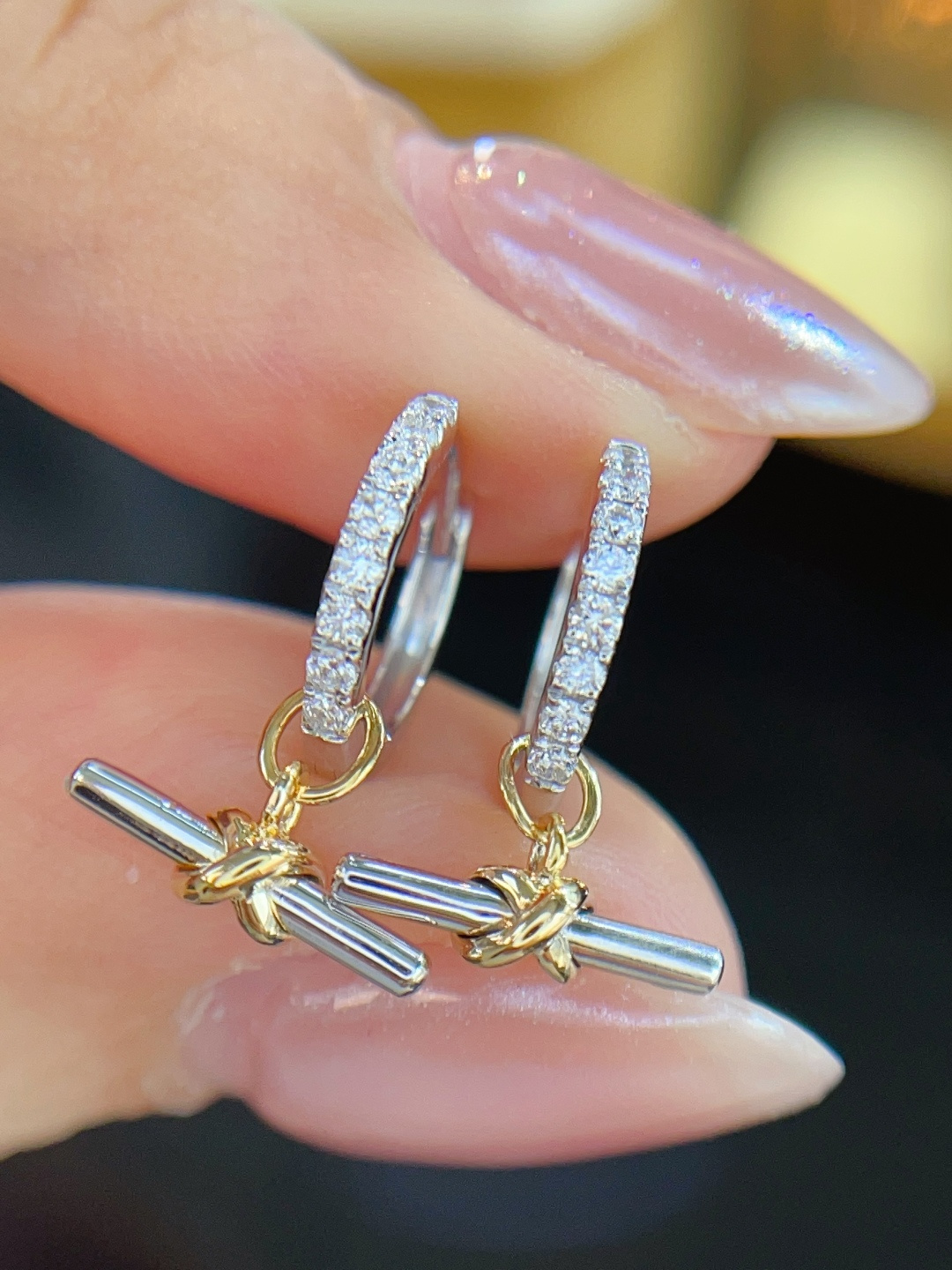 18K Diamond Earrings 