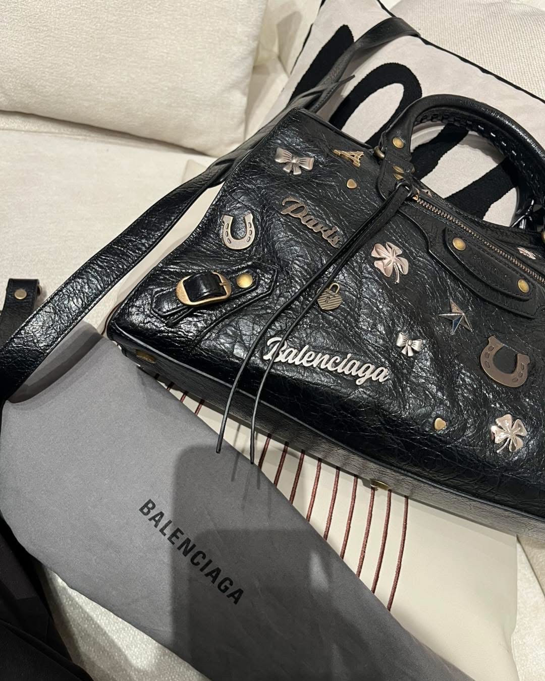 Balenciaga neo city bag 限量特別版 100%Authentic,99%new ✅tap card booklet✅防塵袋