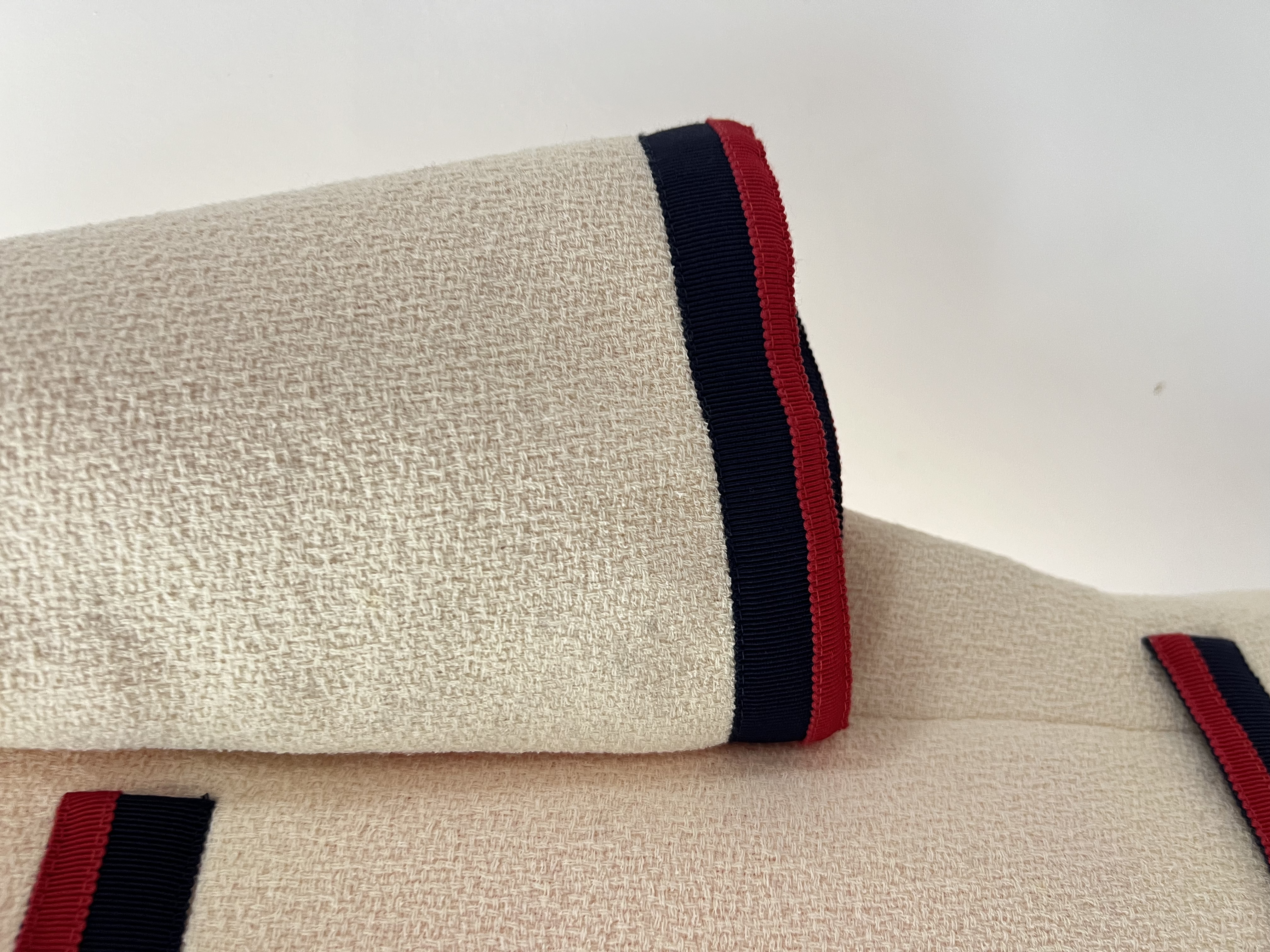 Pre-owned Gucci Jacket / Product Code: 26041224