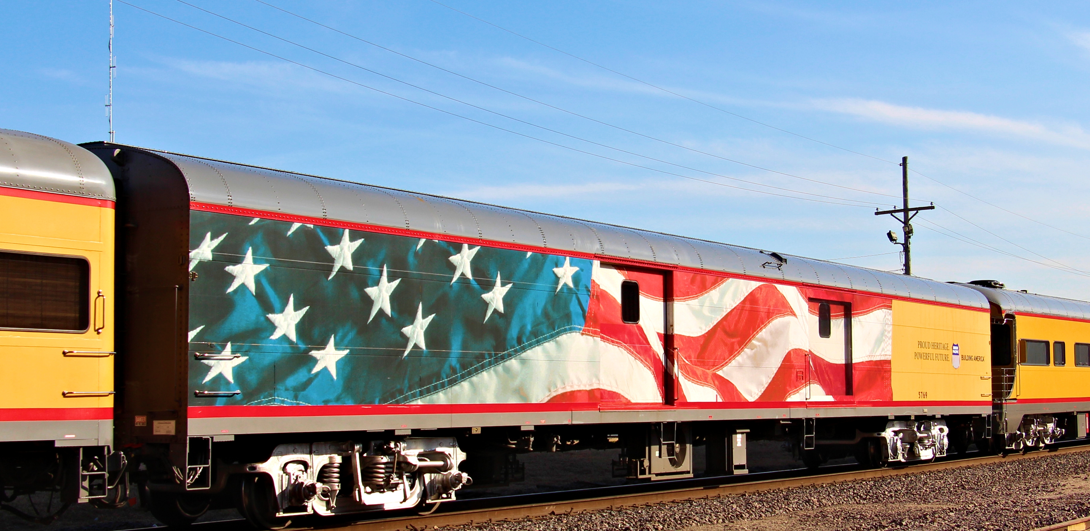 UP Heritage Series 85' ACF Baggage Car "US Flag" #5769