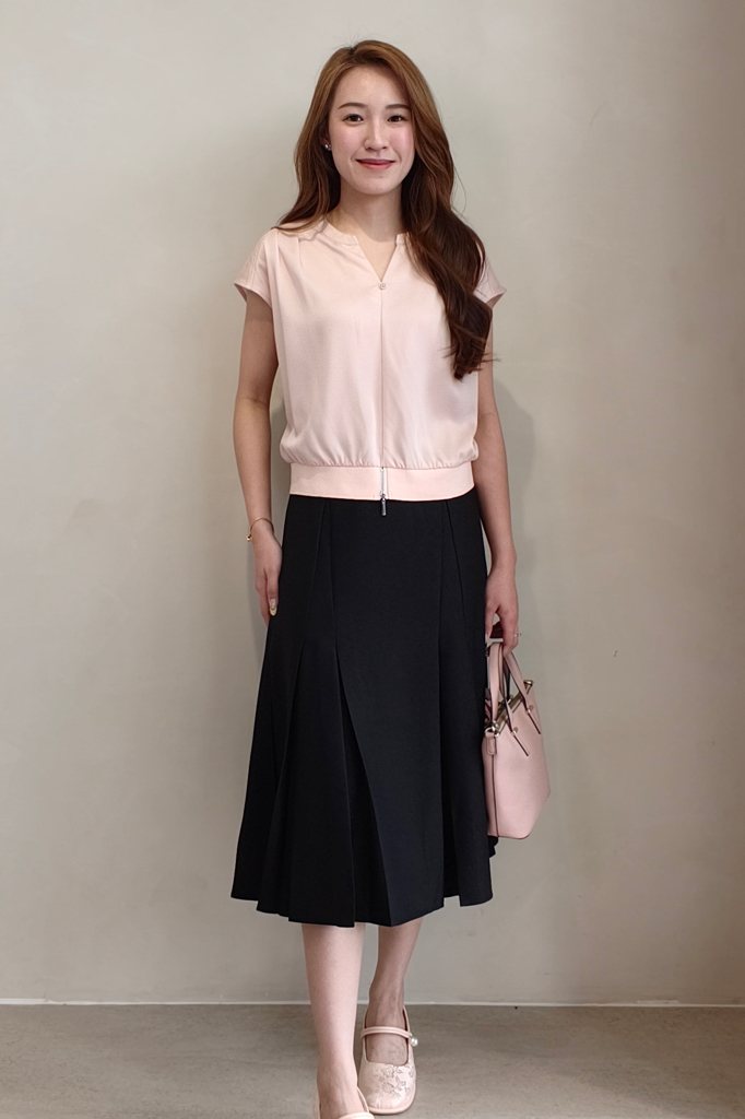 12241358 Sophia Pleated Midi Skirt