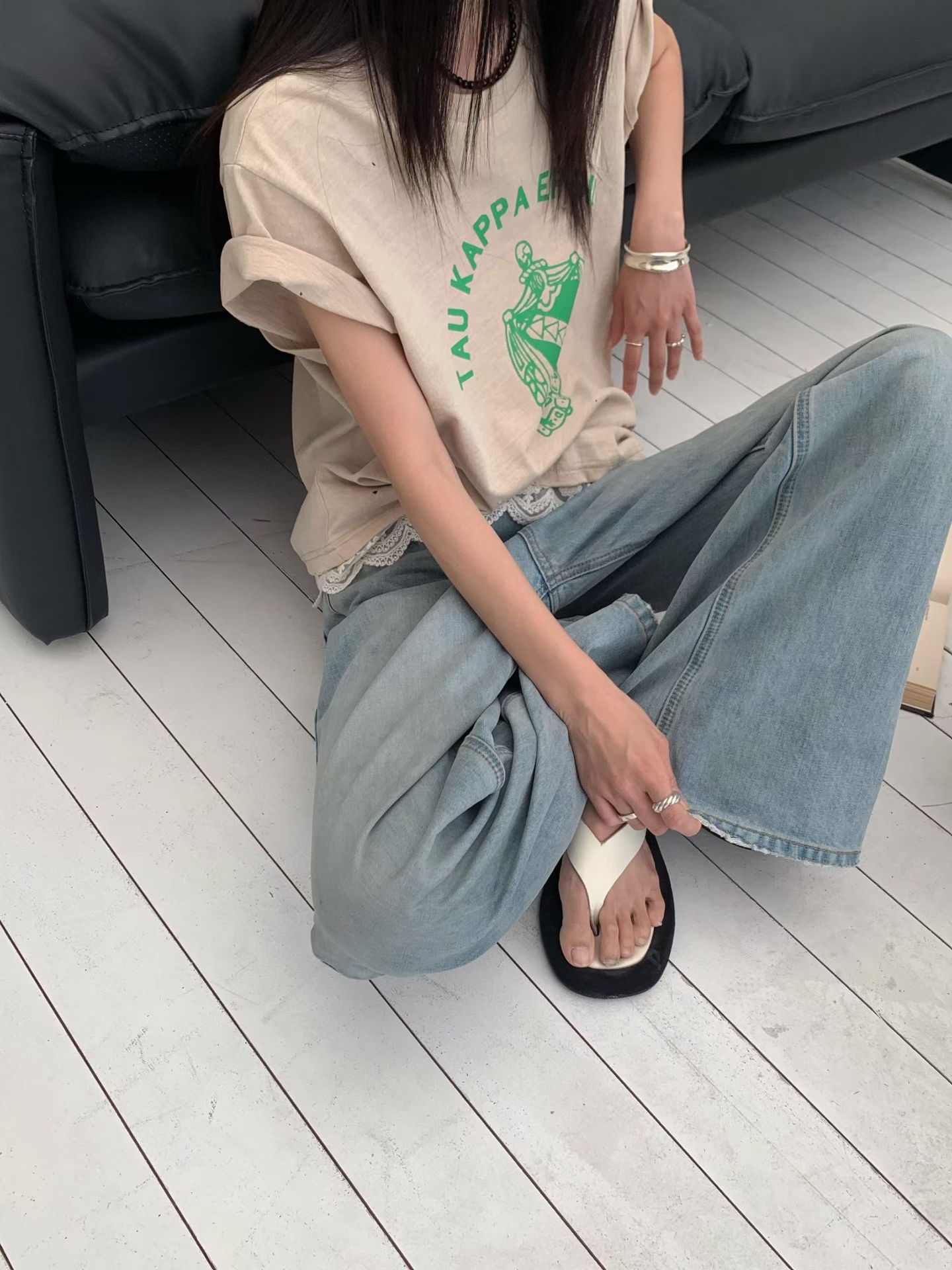 Printed tee with lace