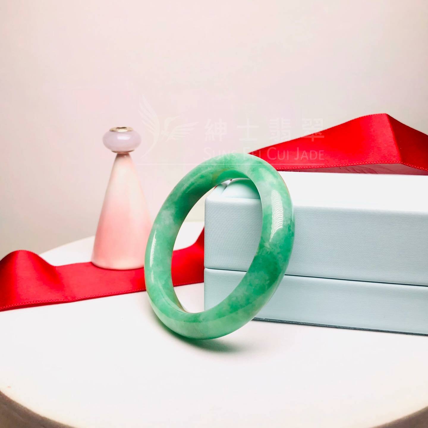 滿綠甜色貴妃鐲51.7mm