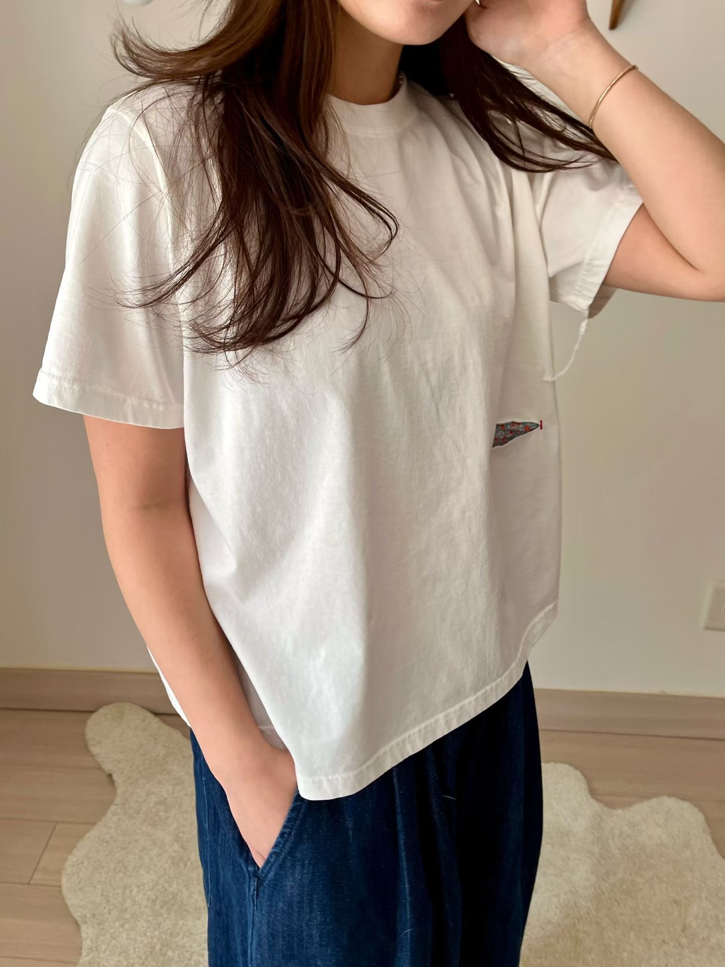 AT ON 花布袋口tee