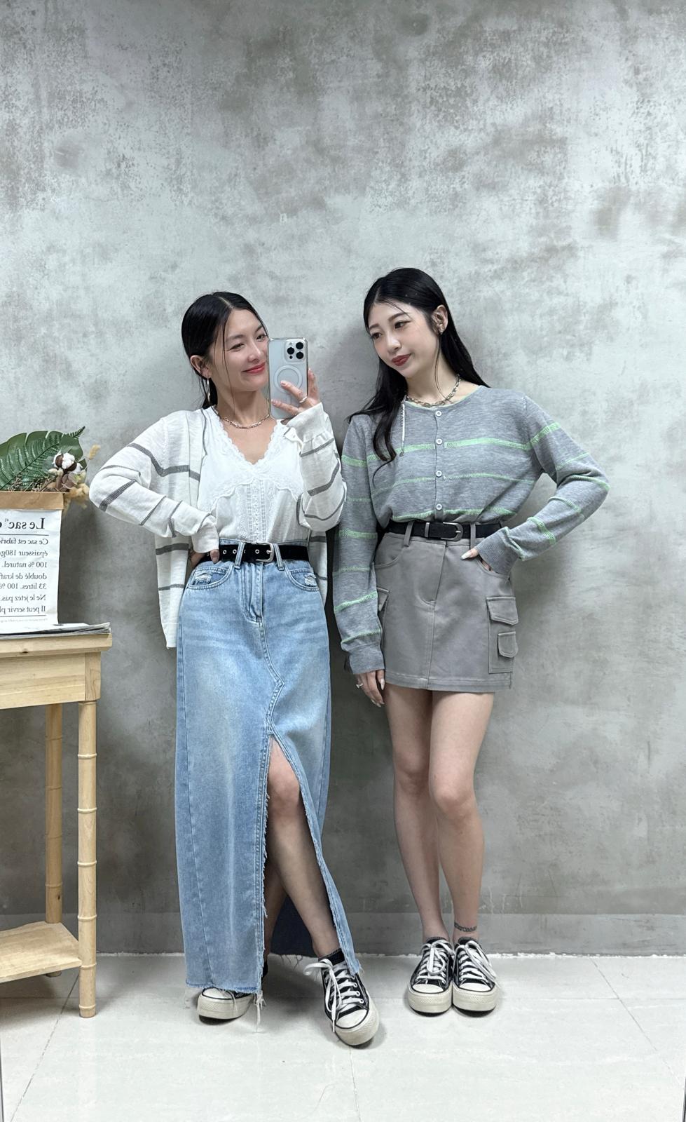 E08 橫間薄線外套