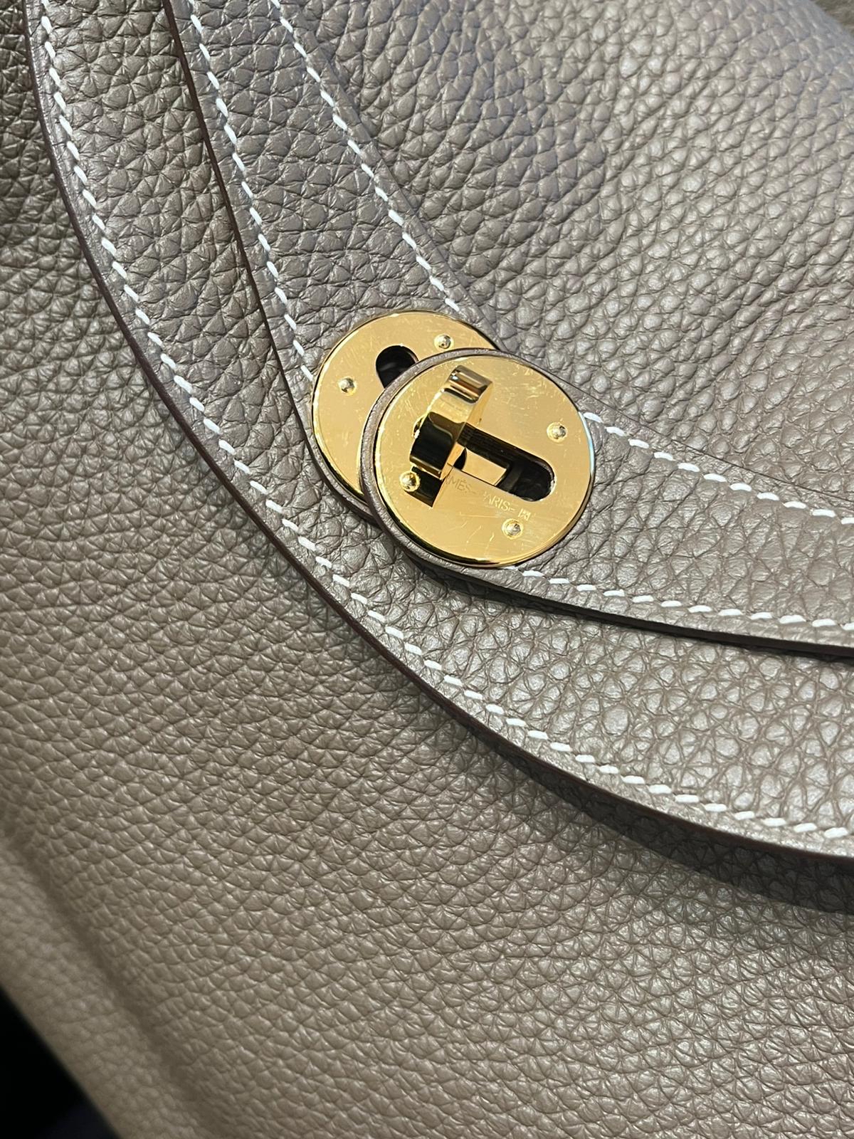 Hermes Lindy 26 Stamp Z 大象灰金扣 100%Authentic, 98%New ✅Dust bag✅Box