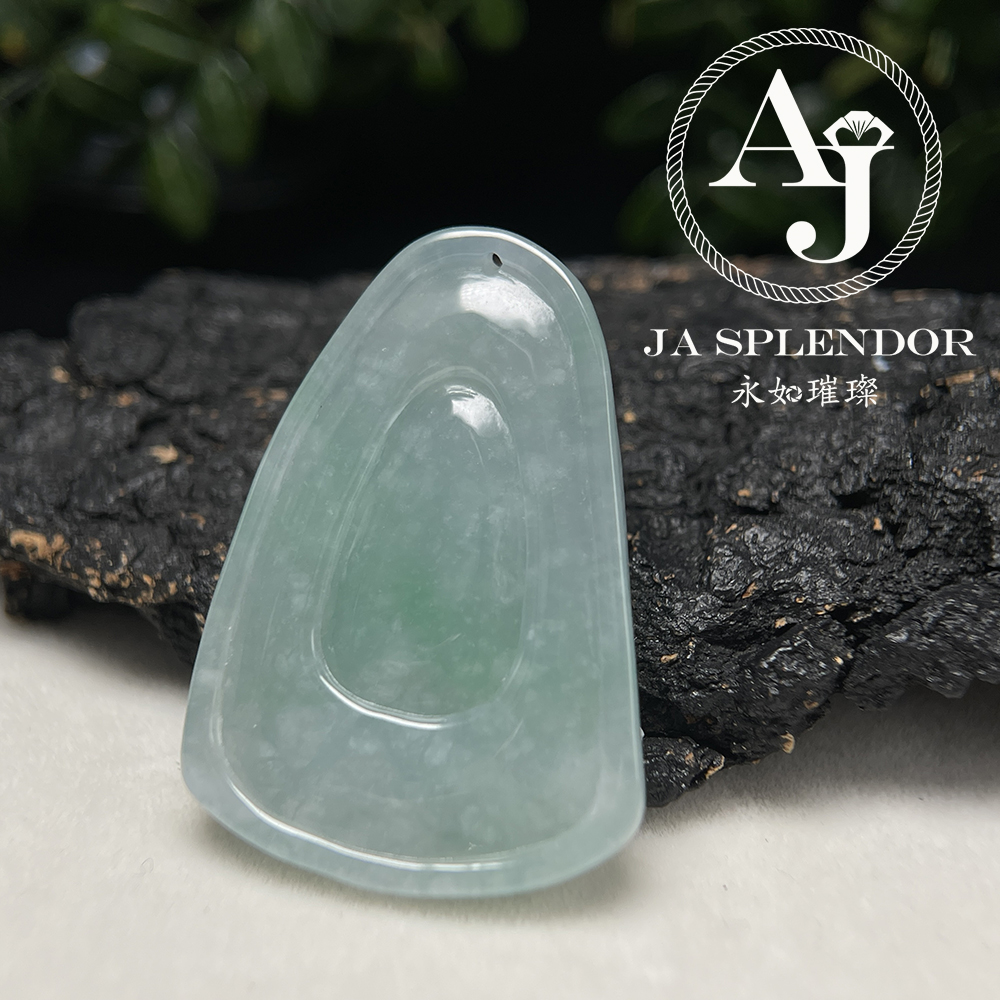 JN-172 天然翡翠A玉 冰潤晴綠納福聚運山水牌吊墜