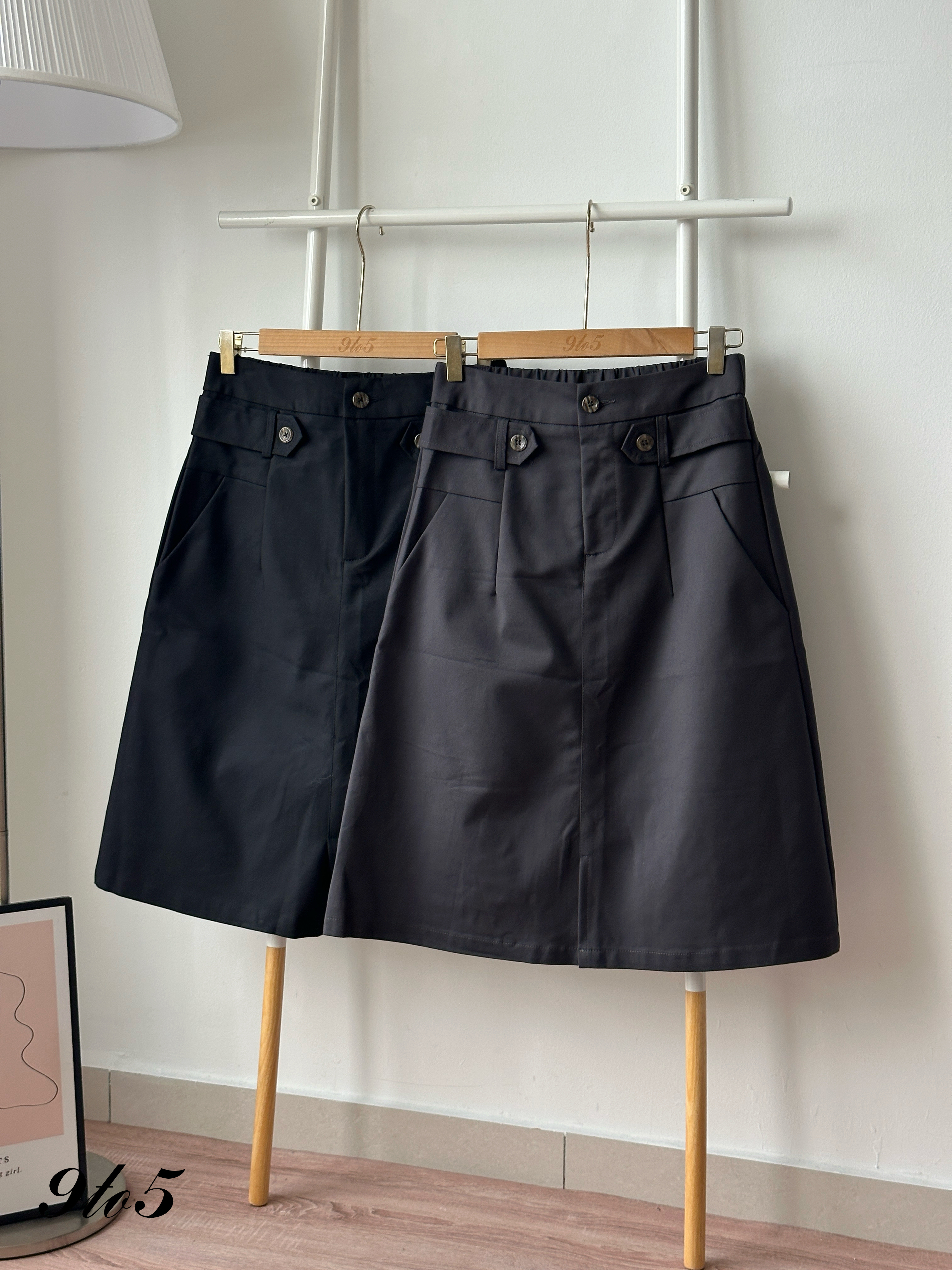 S1979 A Line Midi Skirt - Black & Grey