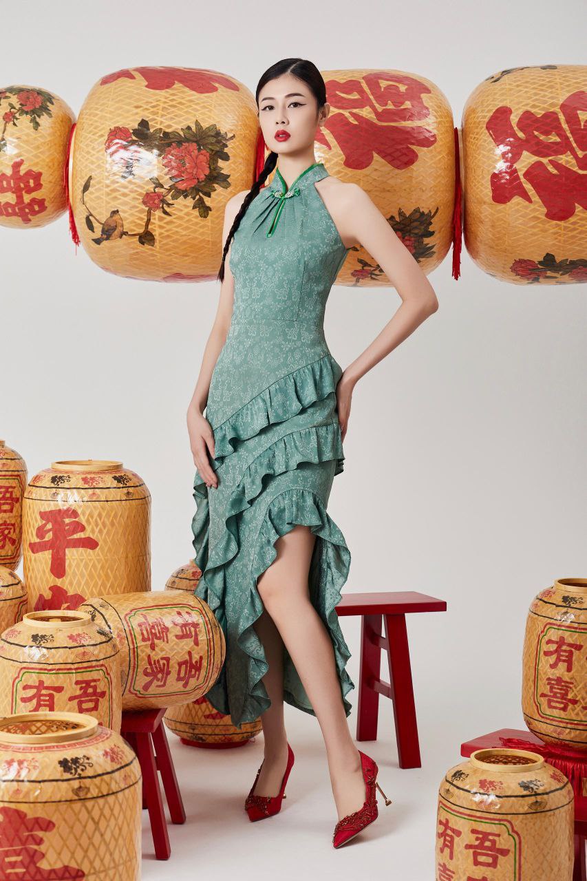 Cut in旗袍连身裙 2112