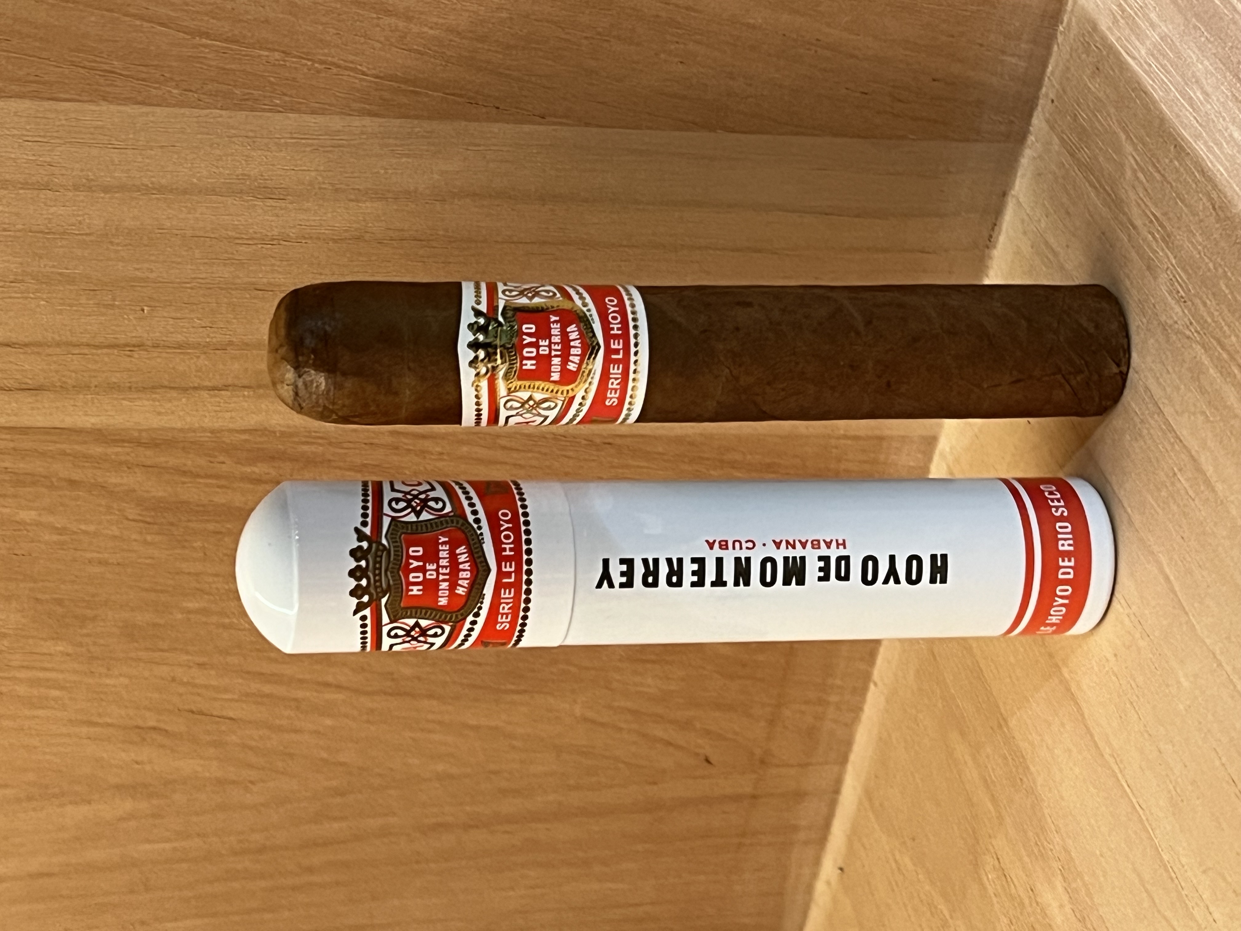 HOYO DE MONTERREY好友蒙特雷聖胡安鋁管（ 單支）