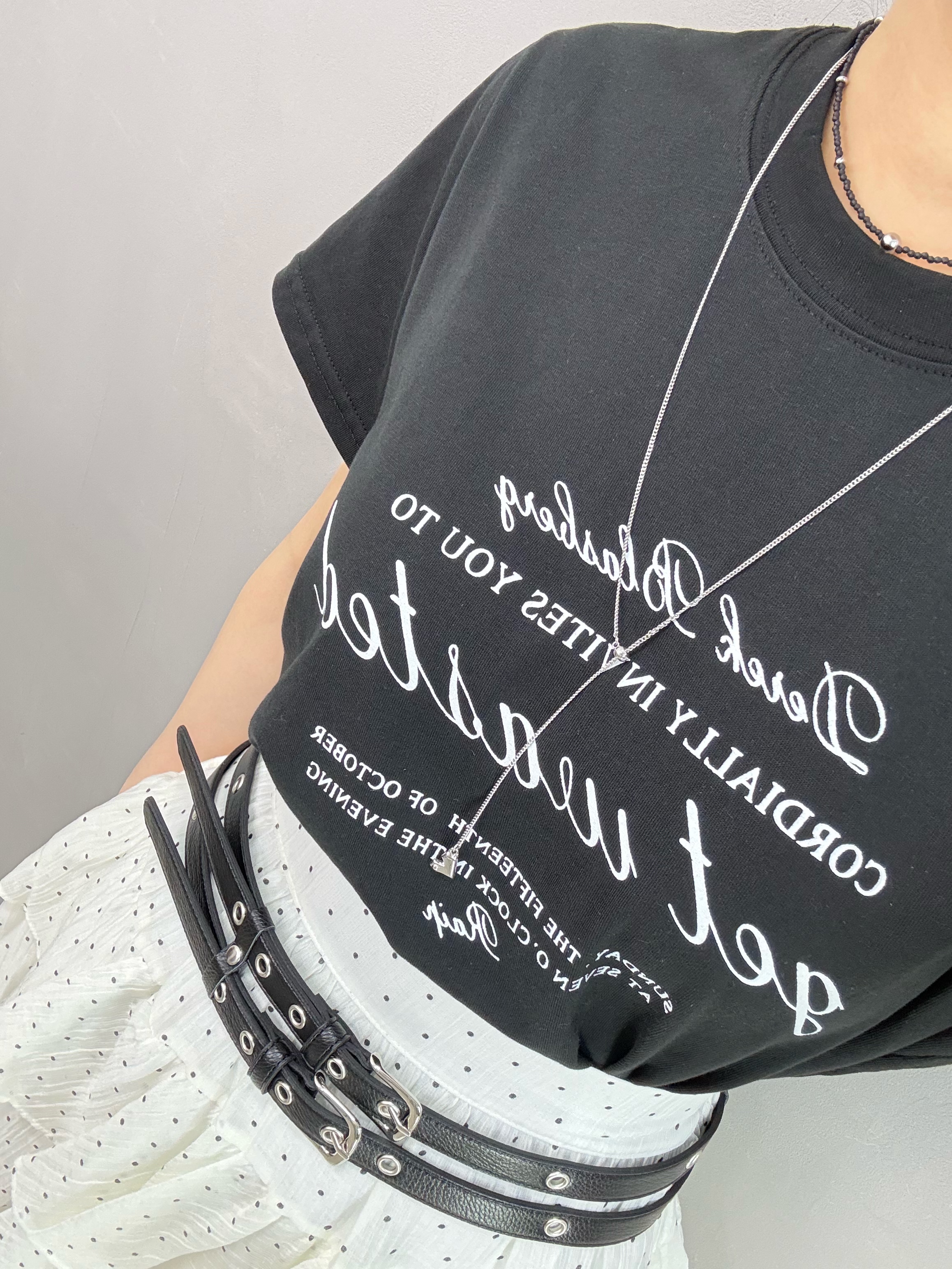 S68 撩草字英文字tee