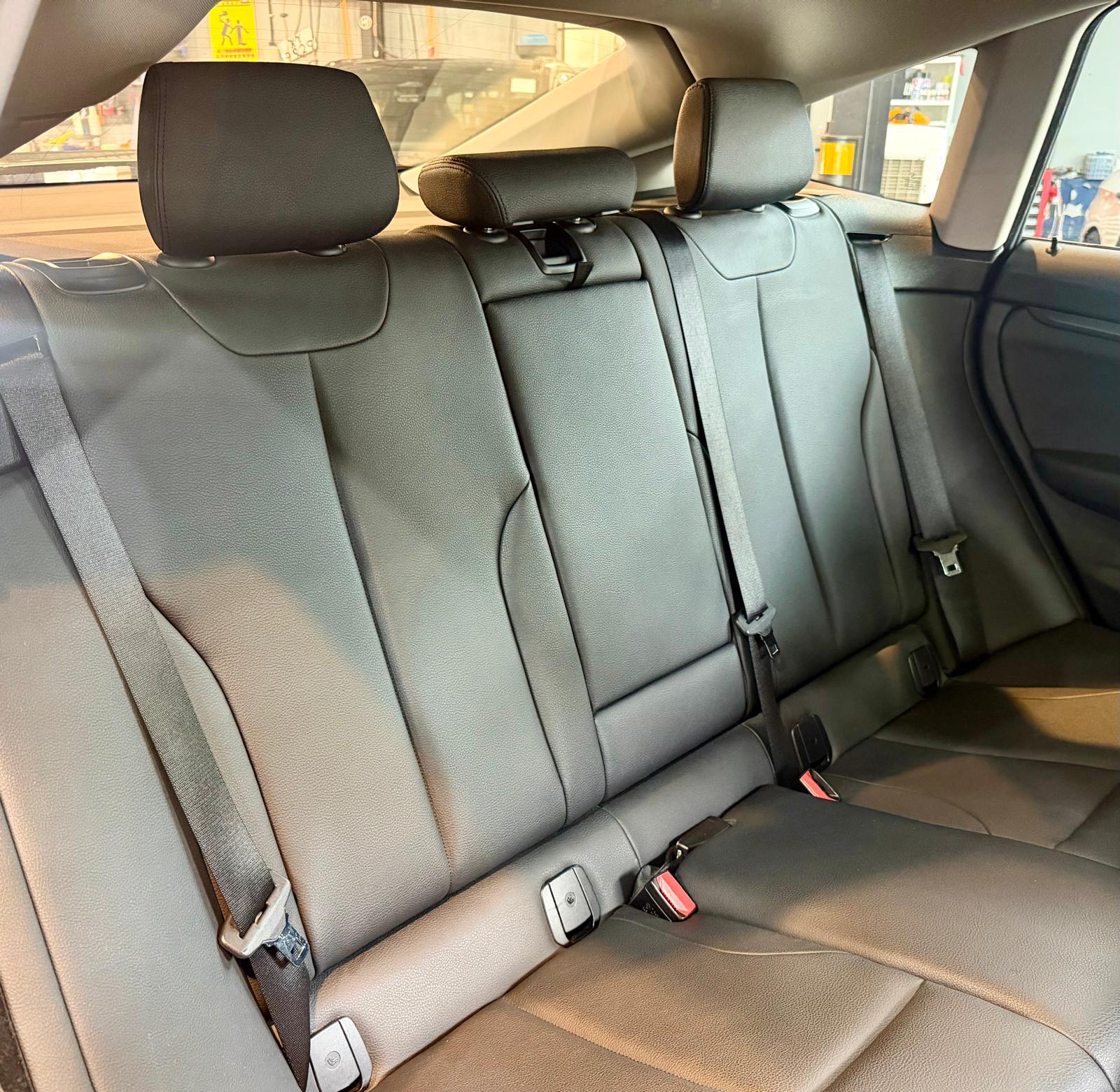 B.M.W. 320i Gran Turismo Executive 2014