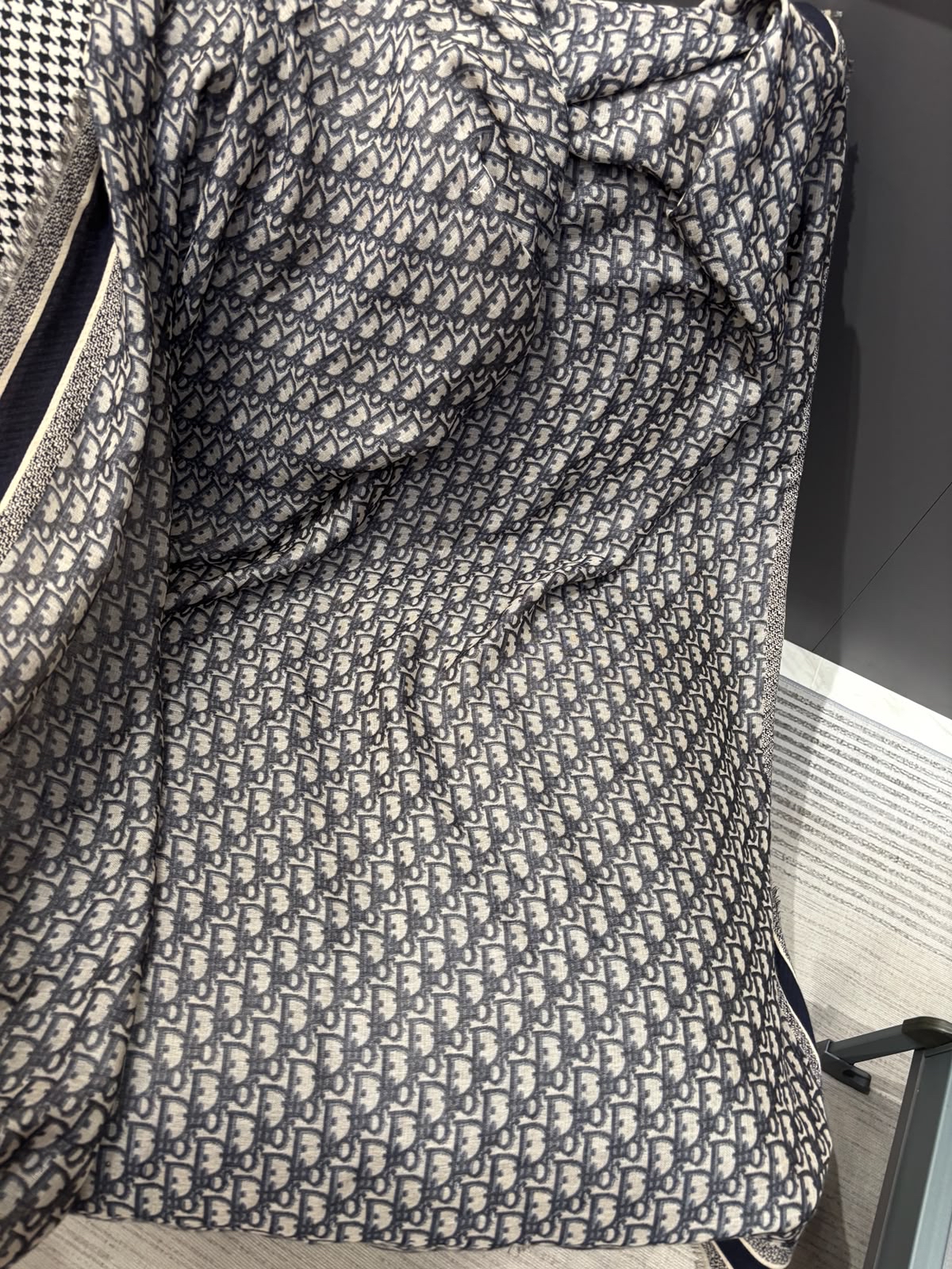 Dior Scarf 100%Authentic, 99%New