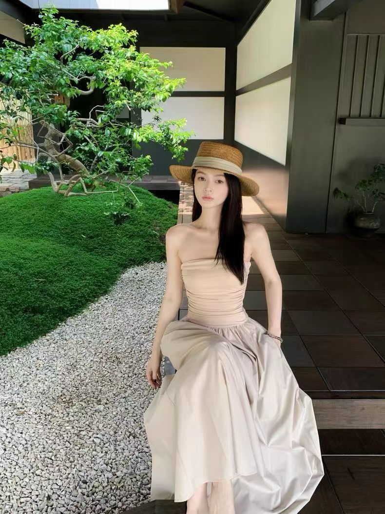 1743 Lace-Up Backless Dress"法式浪漫蕾丝抹胸长裙"
